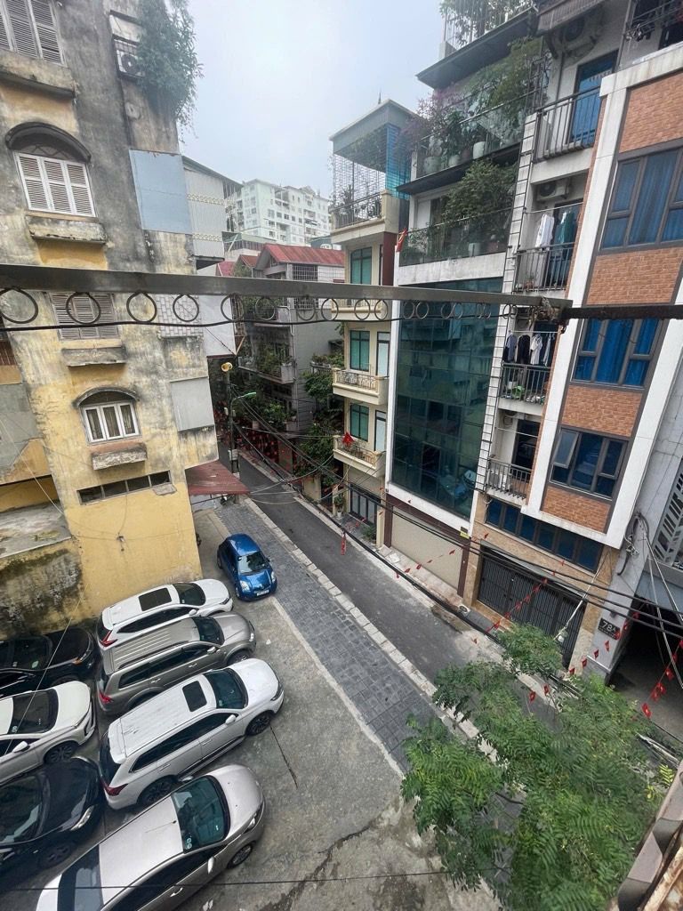 Bán nhà Hai Bà Trưng - diện tích 68m2 1 tầng - Lô góc, 3 mặt thoáng - giá 4,75 tỷ