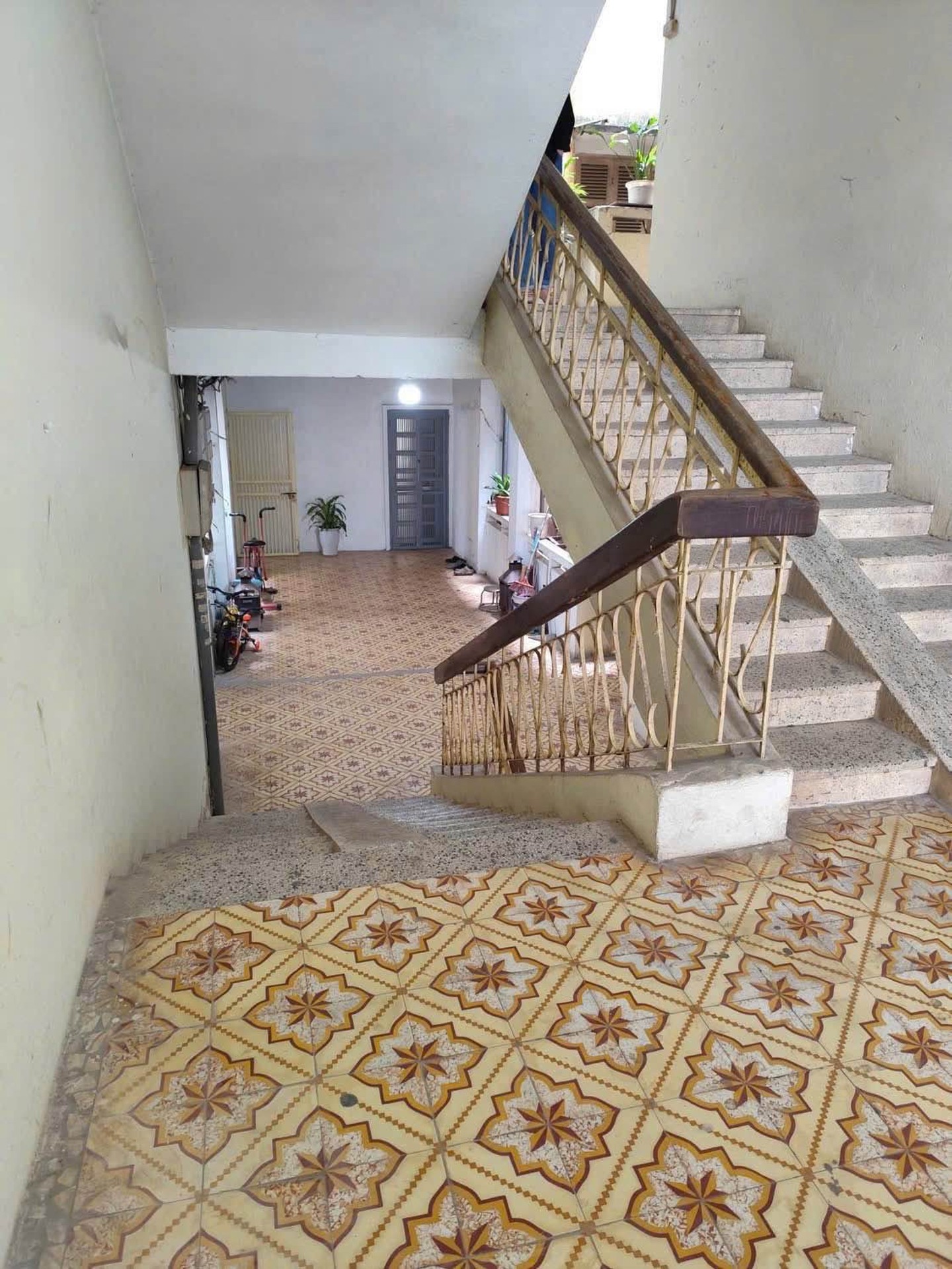 Bán nhà Hai Bà Trưng - diện tích 68m2 1 tầng - Lô góc, 3 mặt thoáng - giá 4,75 tỷ