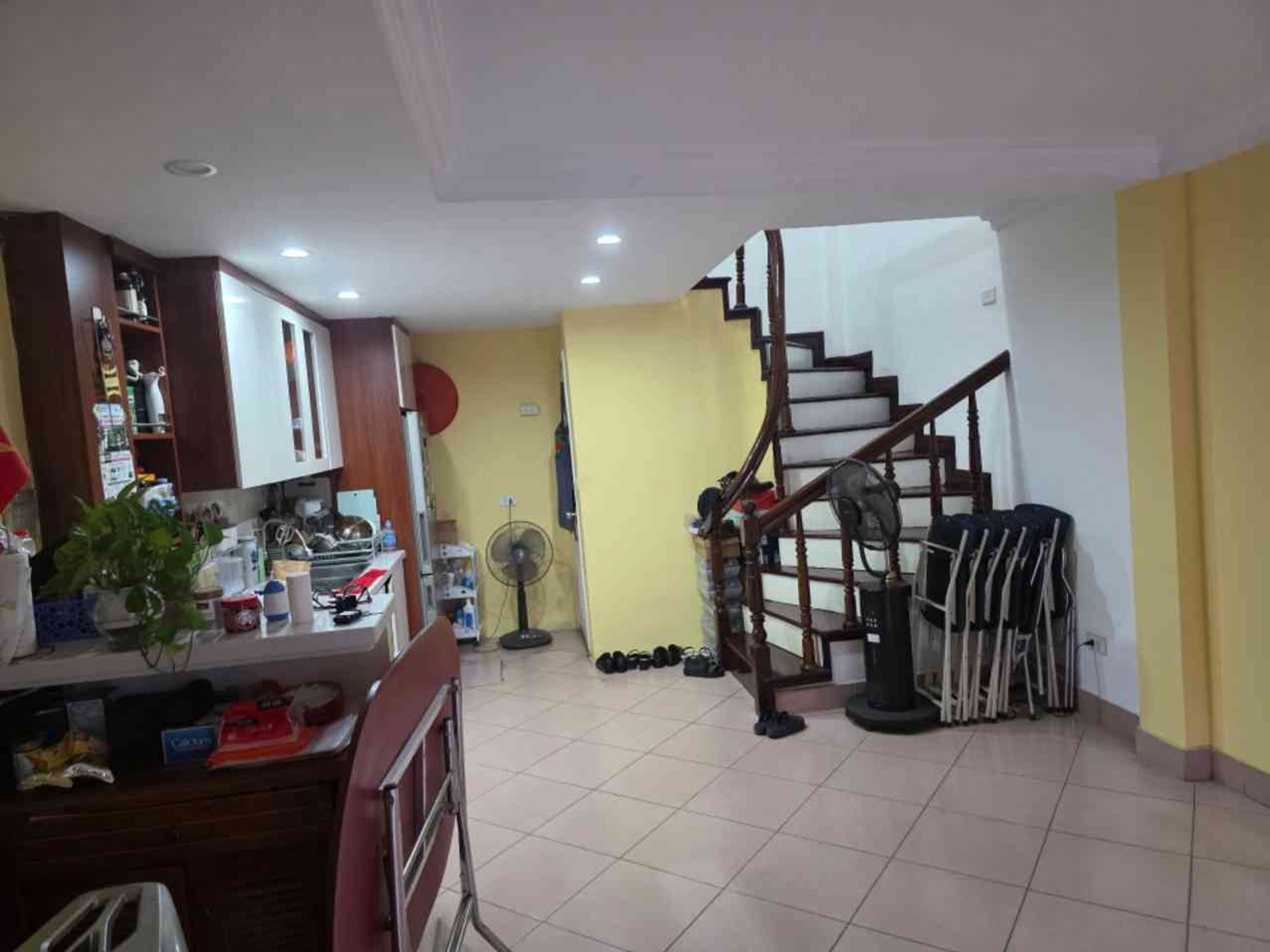 Bán nhà Trương Định - diện tích 32m2 5 tầng - Ô TÔ NGỦ TRONG NHÀ - giá 13 tỷ
