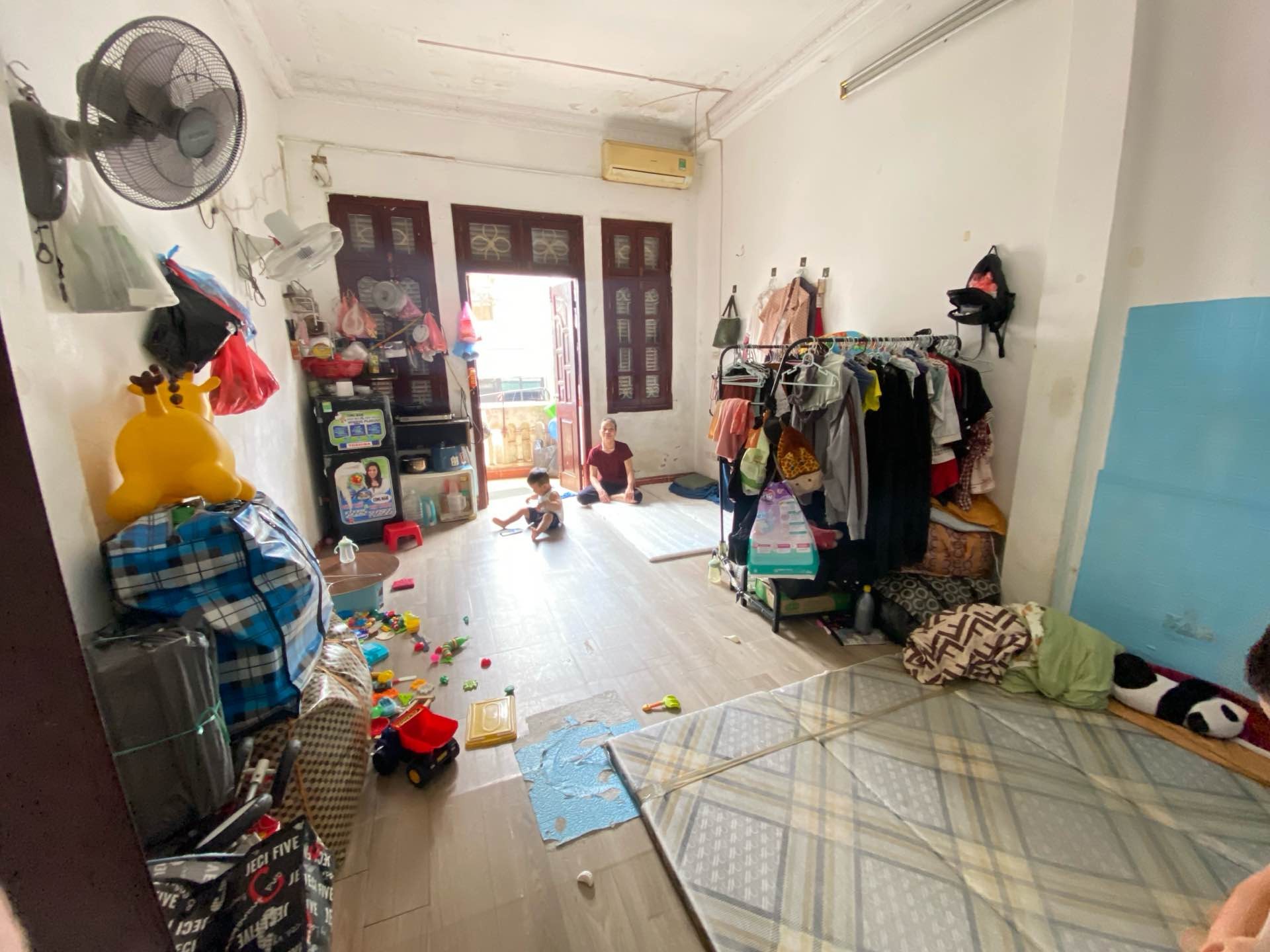 Bán nhà Đoàn Thị Điểm - diện tích 68.4m2 5 tầng - Mặt phố lớn, hiếm nhà bán - giá 43,9 tỷ