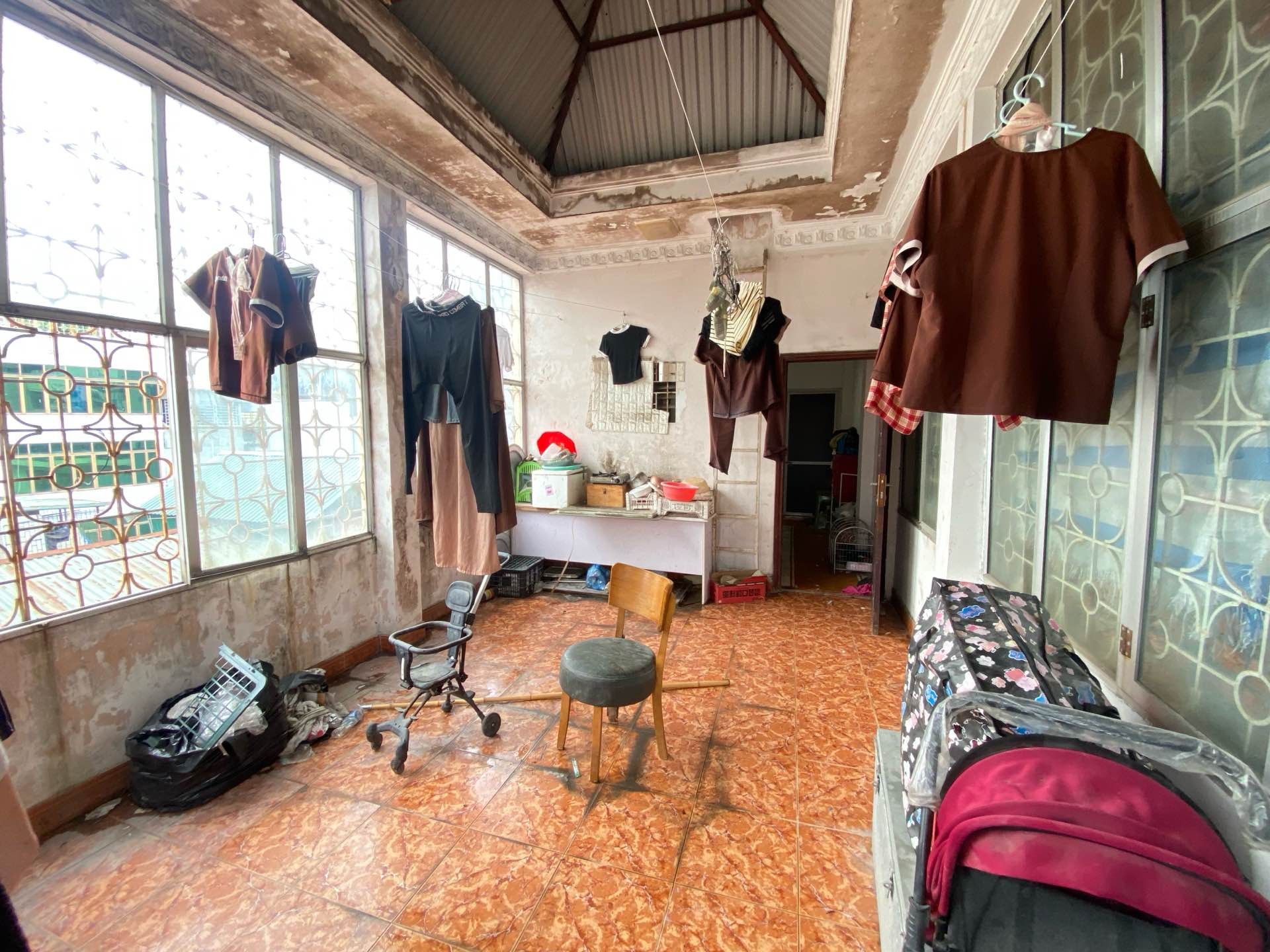 Bán nhà Đoàn Thị Điểm - diện tích 68.4m2 5 tầng - Mặt phố lớn, hiếm nhà bán - giá 43,9 tỷ