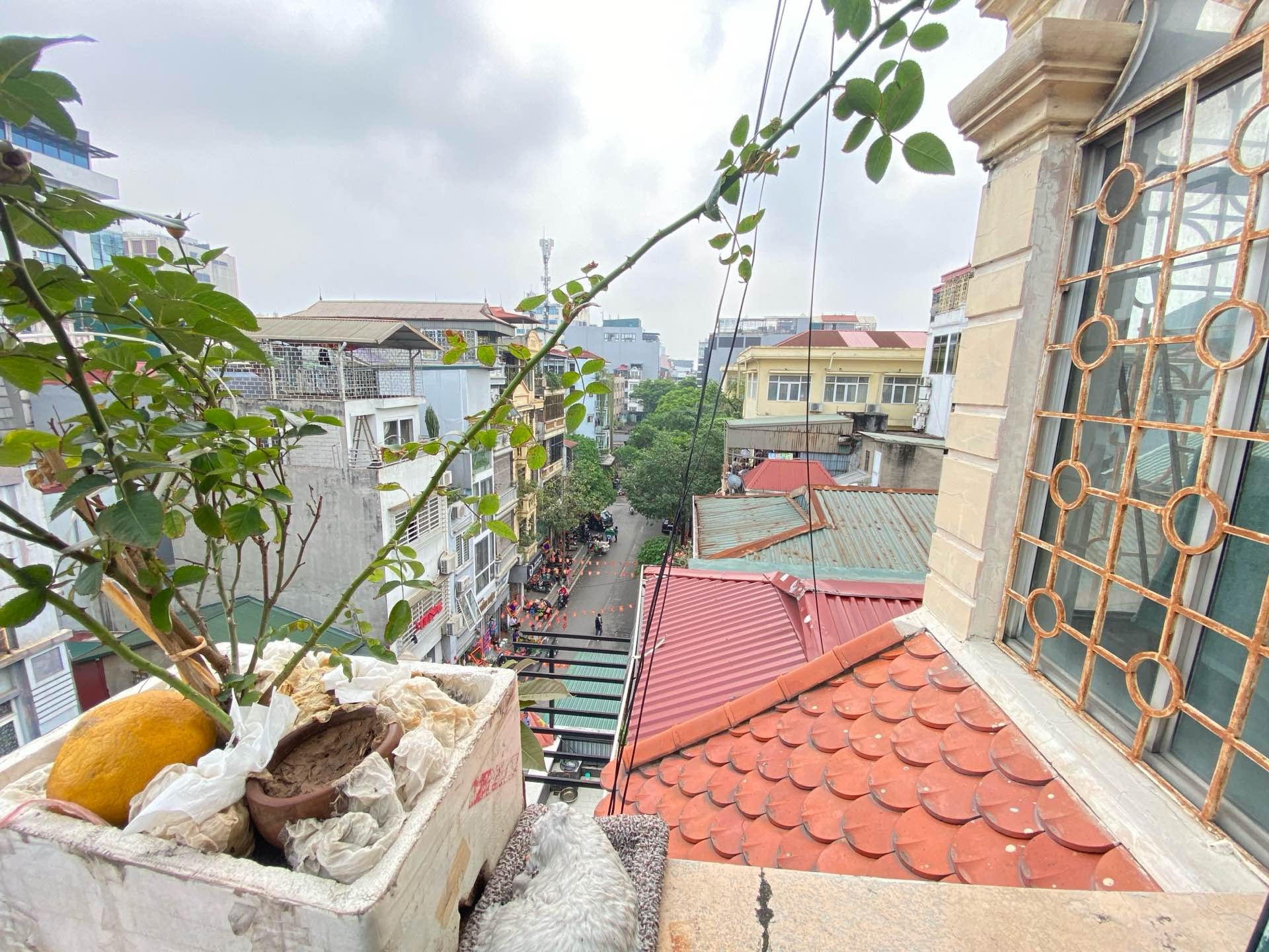 Bán nhà Đoàn Thị Điểm - diện tích 68.4m2 5 tầng - Mặt phố lớn, hiếm nhà bán - giá 43,9 tỷ