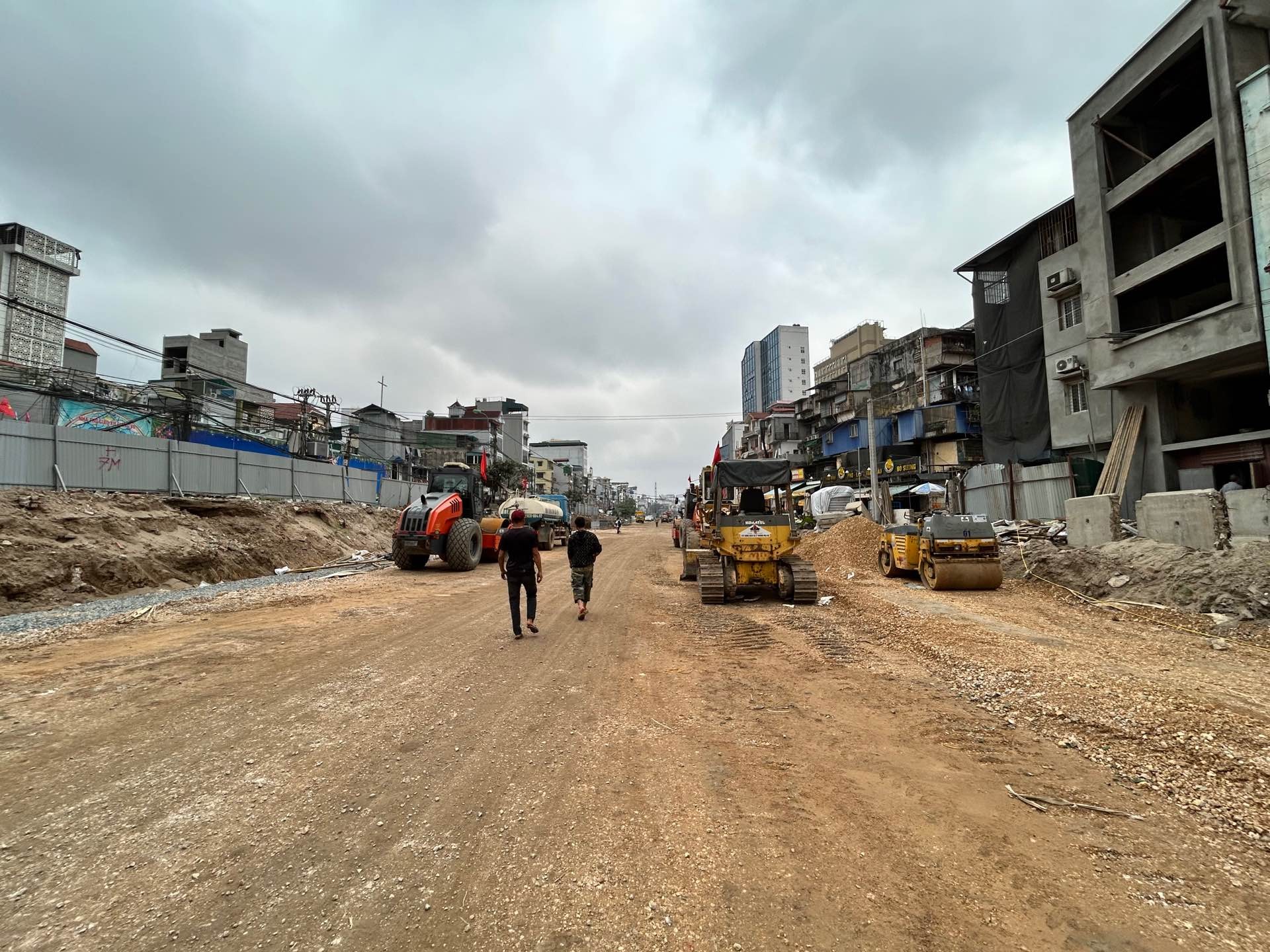 Bán nhà La Thành - diện tích 61.7m2 1 tầng - Mặt phố, mặt ngõ - giá 32 tỷ