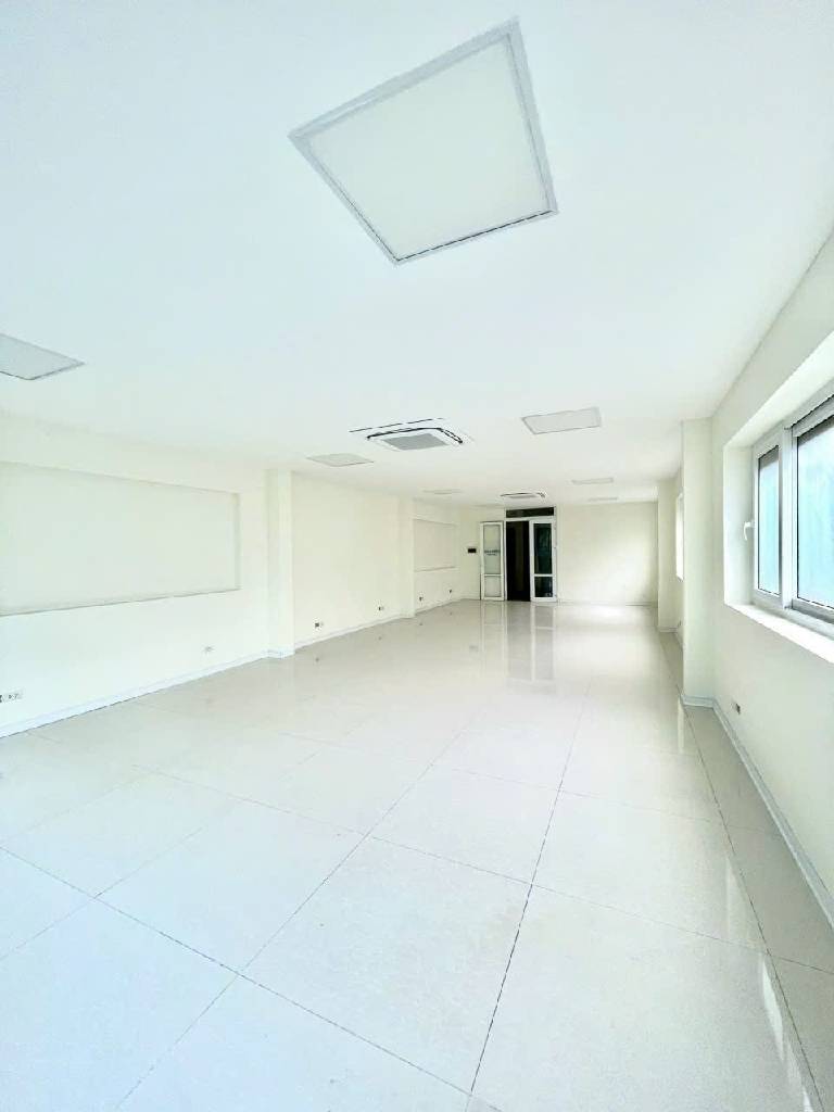 Bán nhà Lê Trọng Tấn - diện tích 182m2 8 tầng - Mặt phố VIP, siêu hiếm - giá 110 tỷ