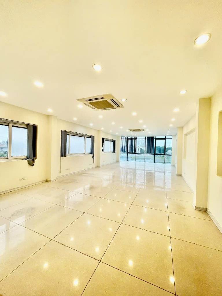 Bán nhà Lê Trọng Tấn - diện tích 182m2 8 tầng - Mặt phố VIP, siêu hiếm - giá 110 tỷ