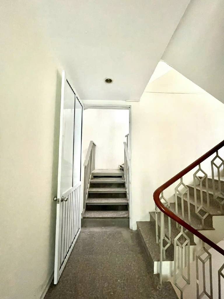 Bán nhà Lê Trọng Tấn - diện tích 182m2 8 tầng - Mặt phố VIP, siêu hiếm - giá 110 tỷ