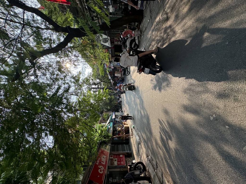 Bán nhà Tạ Quang Bửu - diện tích 130m2 4 tầng - ô tô tránh - giá 31,5 tỷ