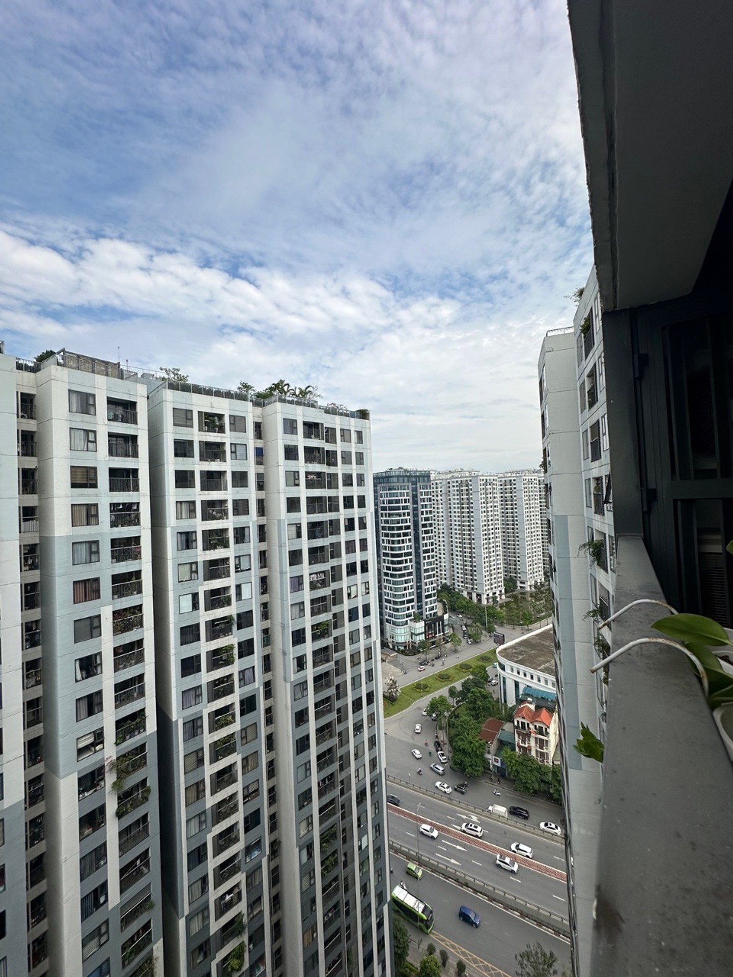 Bán nhà Minh Khai - diện tích 76m2 24 tầng - Căn hộ "Hoa Hậu" - giá 7,4 tỷ