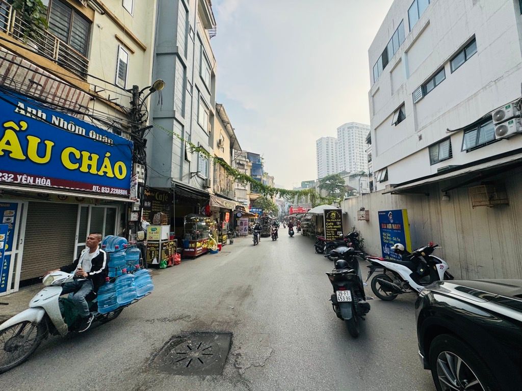 Bán nhà Yên Hoà - diện tích 45.8m2 6 tầng - Ngõ 2 ô tô tránh - giá 31,4 tỷ