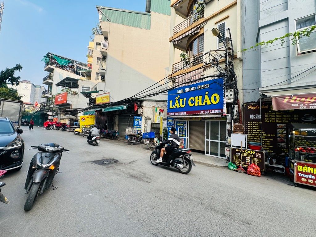 Bán nhà Yên Hoà - diện tích 45.8m2 6 tầng - Ngõ 2 ô tô tránh - giá 31,4 tỷ