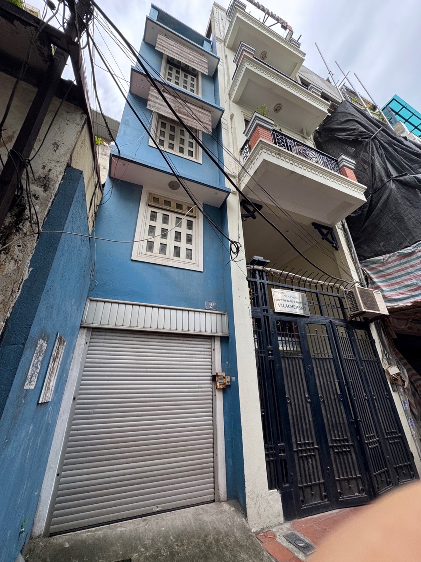 Bán nhà Lê Văn Hưu - diện tích 34m2 5 tầng - ô tô đỗ cửa - giá 18,5 tỷ