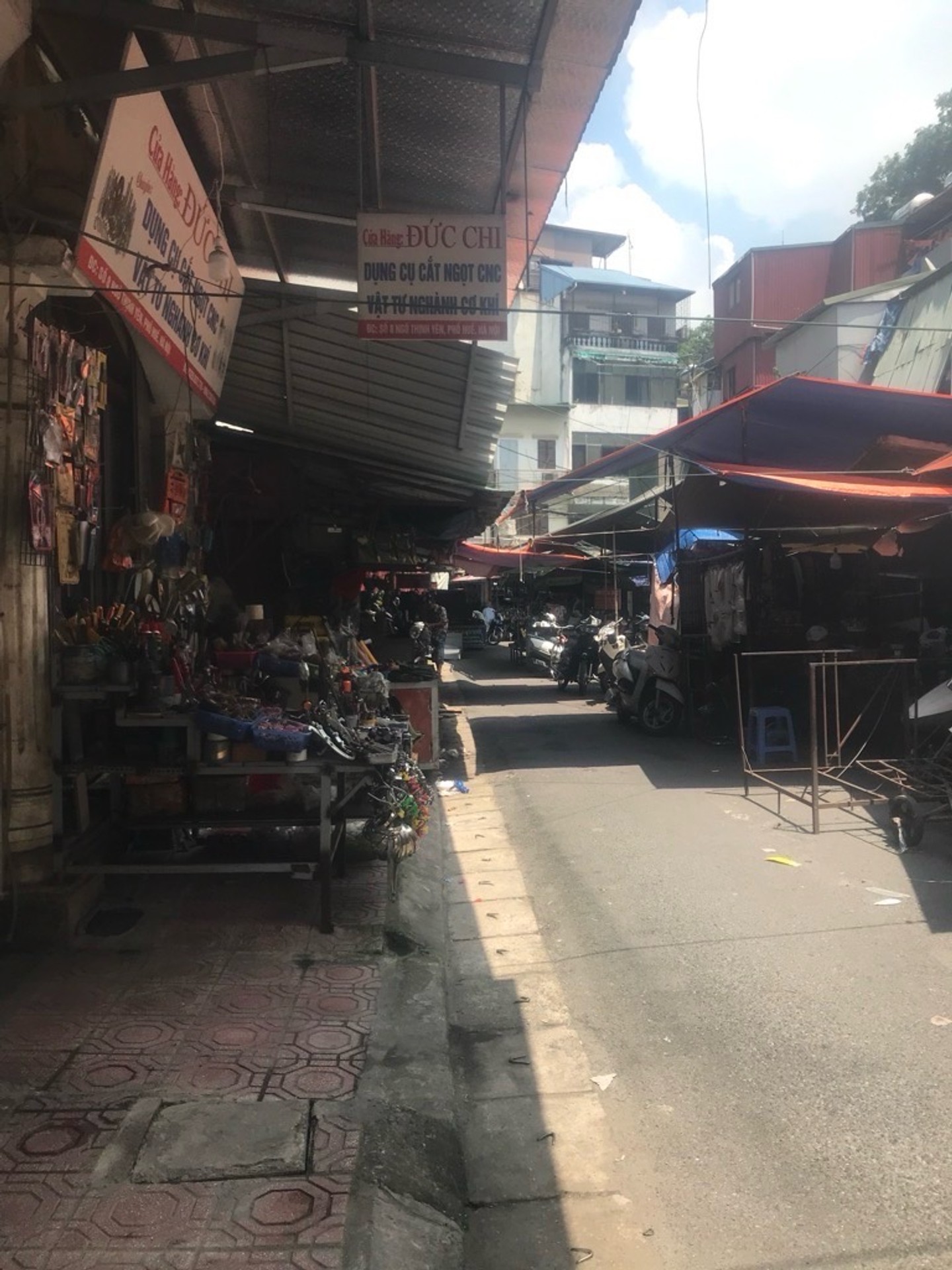 Bán nhà Thịnh Yên - diện tích 12m2 4 tầng - Kinh doanh có tiếng Hà Nội - giá 2,8 tỷ