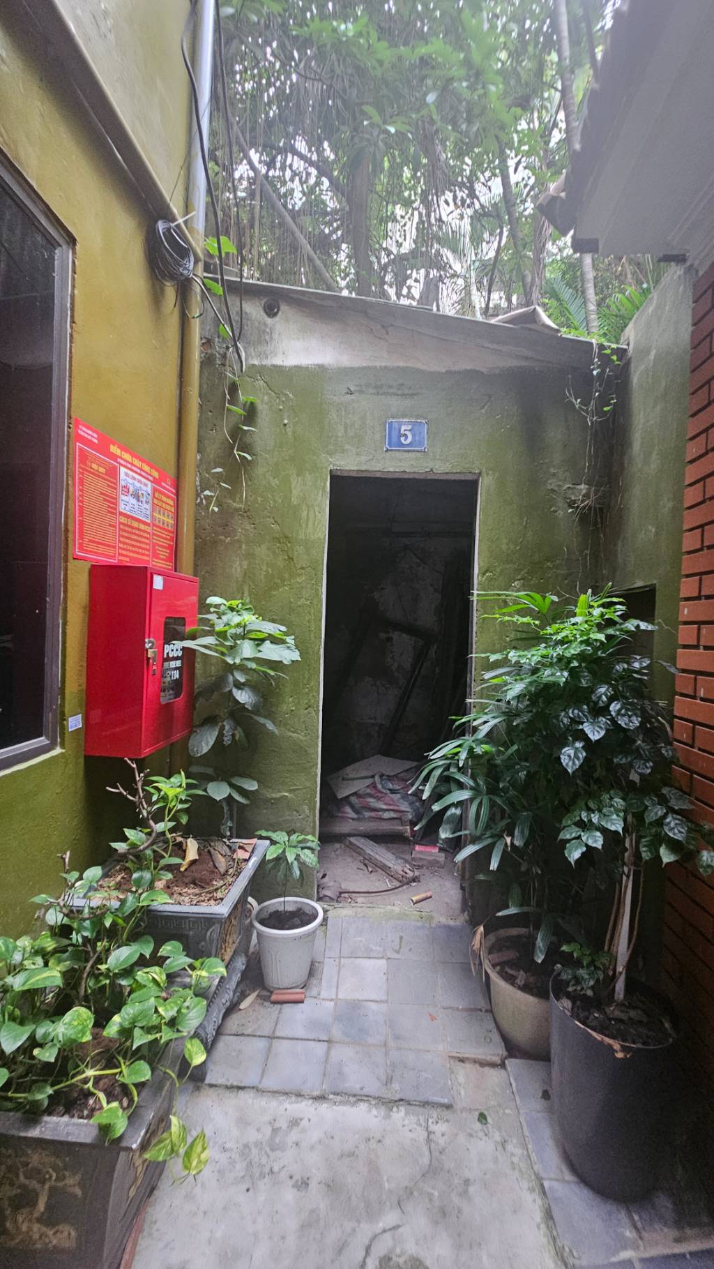 Bán nhà Tạ Quang Bửu - diện tích 60m2 3 tầng - Cách ô tô 20m - giá 12,5 tỷ