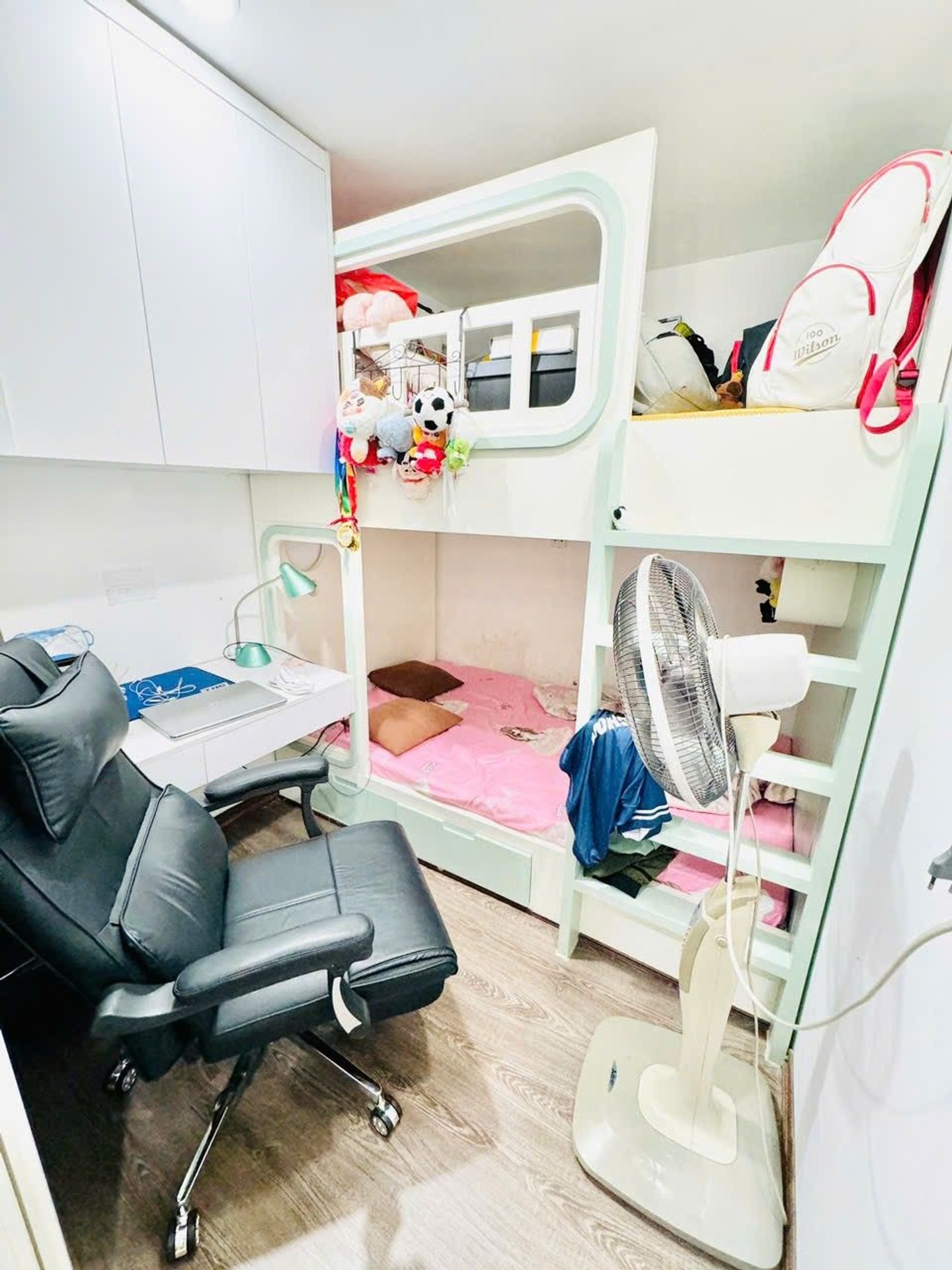Bán nhà Minh Khai - diện tích 83m2 1 tầng - Căn hộ chung cư T18 Times City - giá 10 tỷ