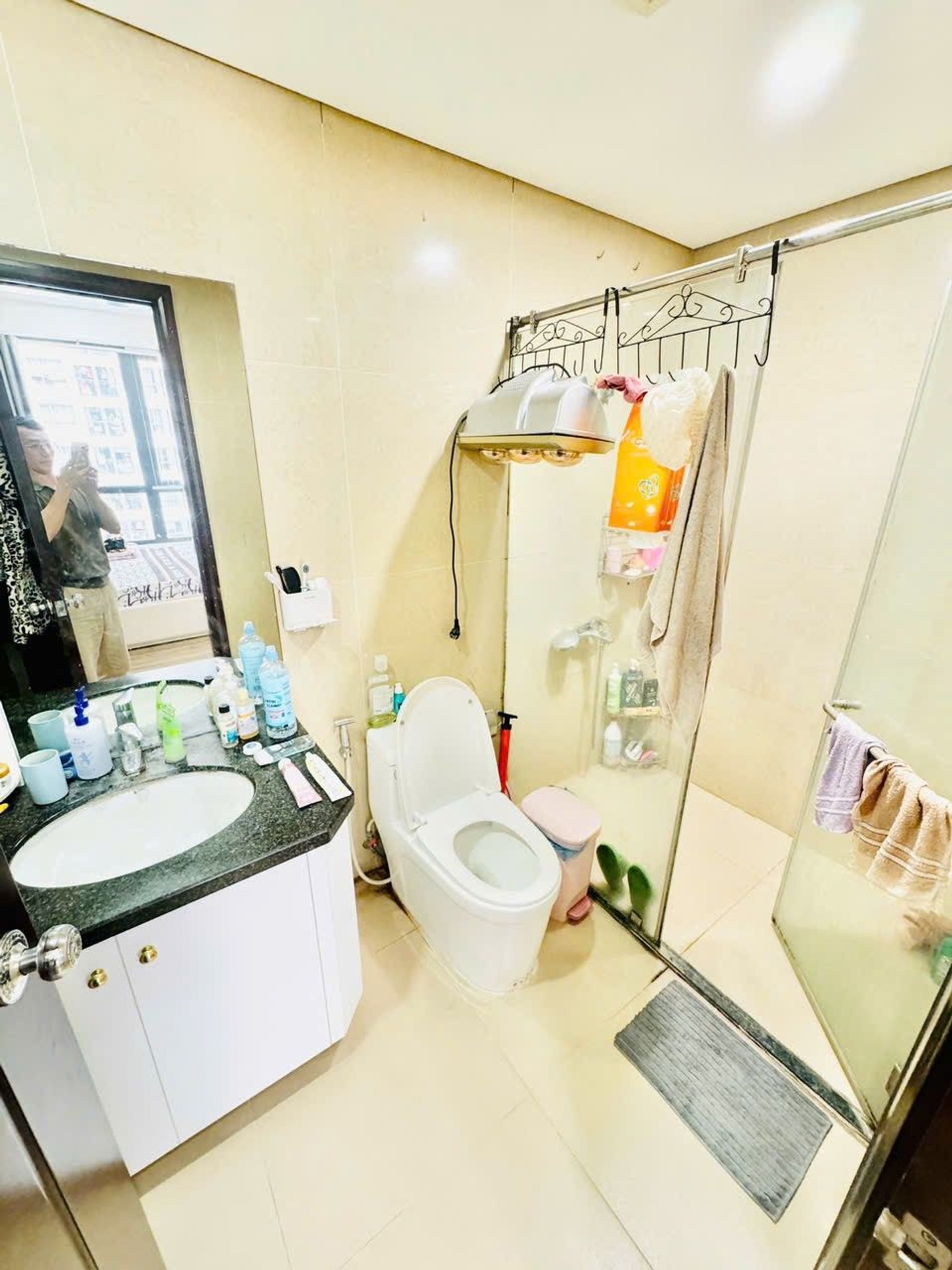 Bán nhà Minh Khai - diện tích 83m2 1 tầng - Căn hộ chung cư T18 Times City - giá 10 tỷ