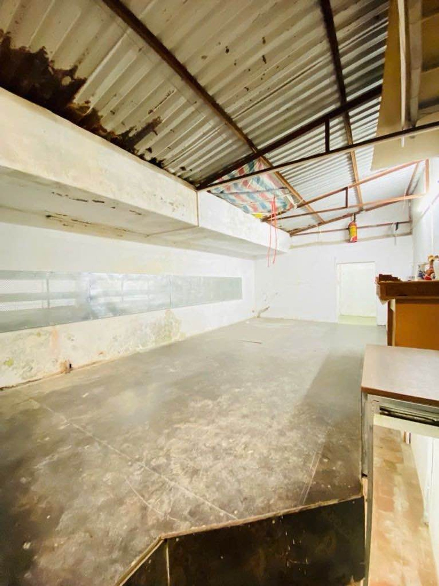 Bán nhà Bạch Mai - diện tích 84m2 2 tầng - Mặt tiền khủng - giá 14 tỷ