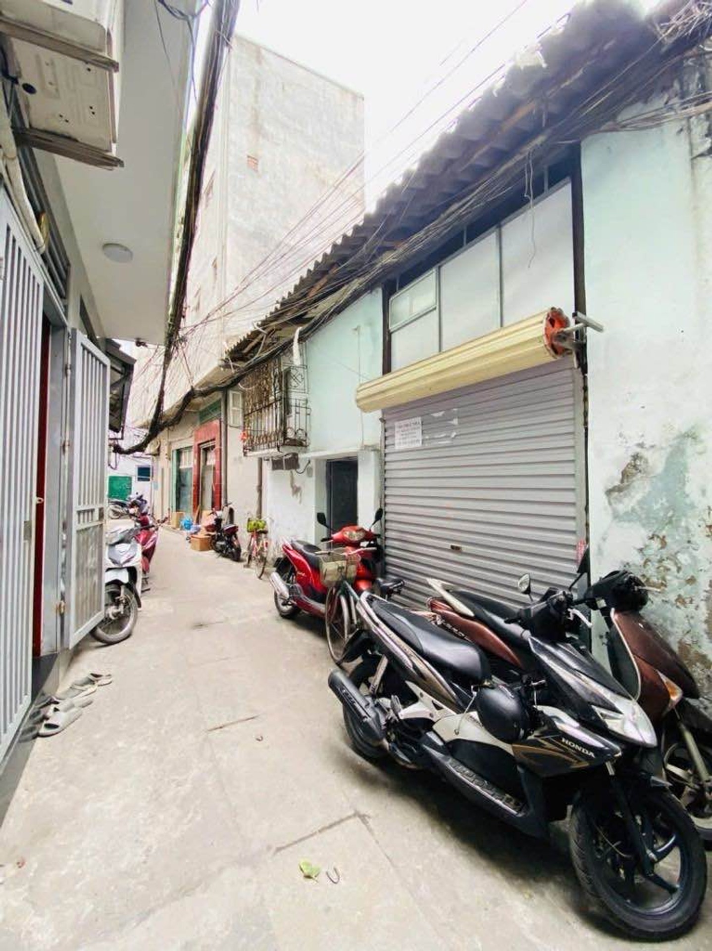 Bán nhà Bạch Mai - diện tích 84m2 2 tầng - Mặt tiền khủng - giá 14 tỷ