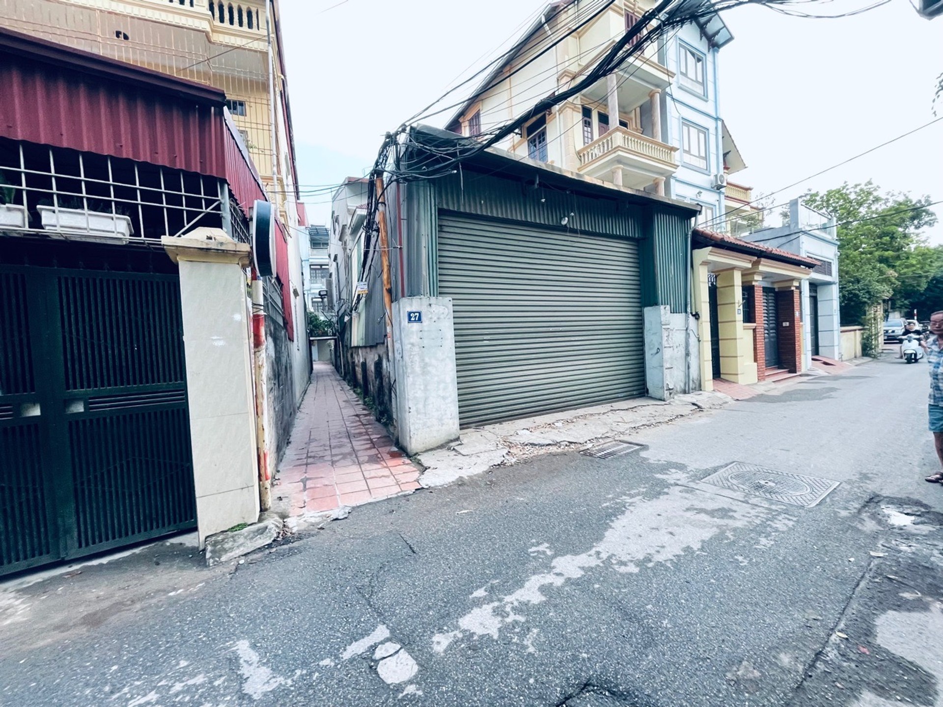 Bán nhà Nam Dư - diện tích 188m2 2 tầng - Lô góc - giá 25,5 tỷ