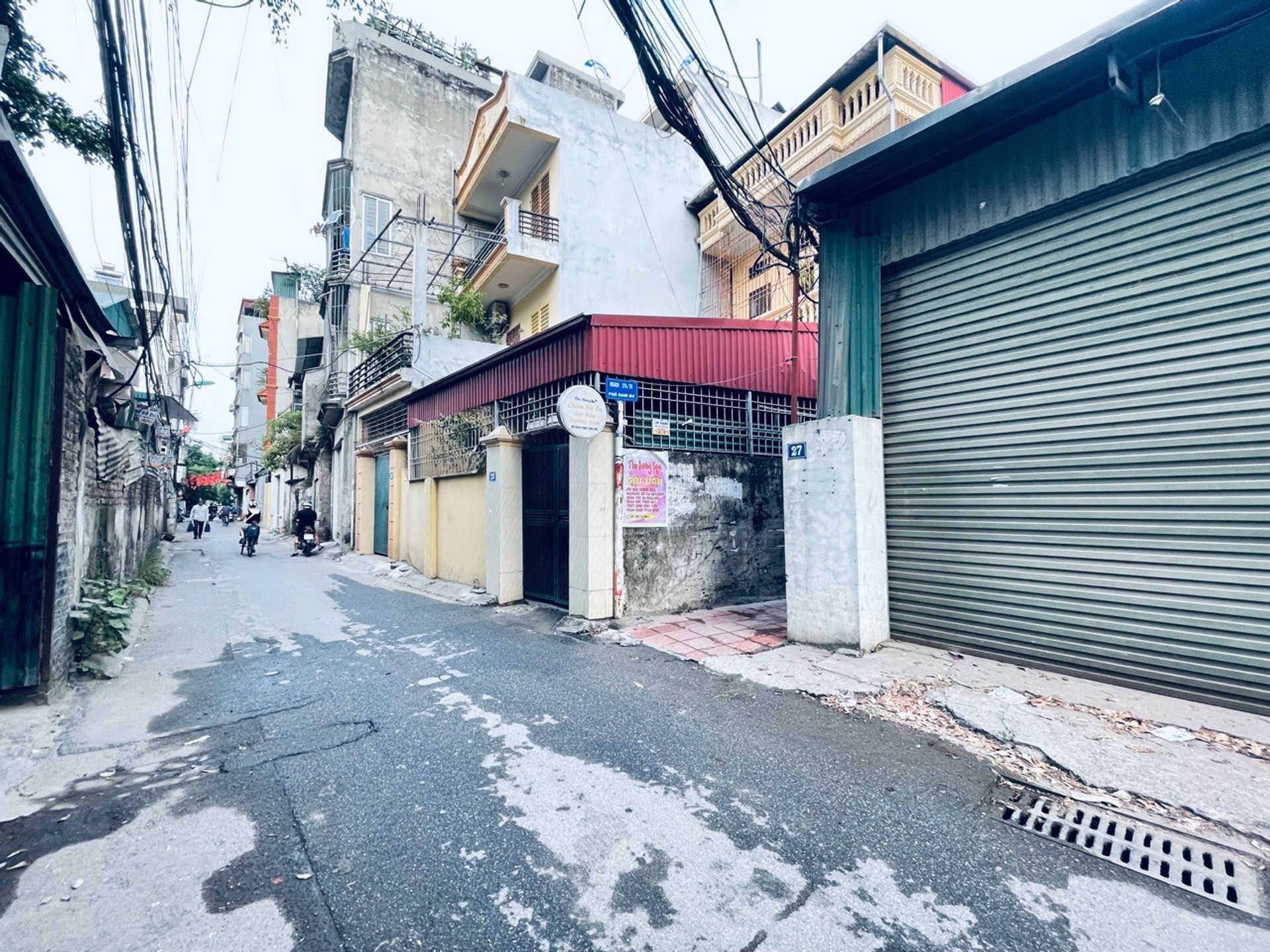 Bán nhà Nam Dư - diện tích 188m2 2 tầng - Lô góc - giá 25,5 tỷ