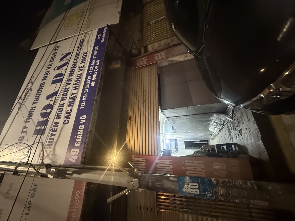 Bán nhà Giảng Võ - diện tích 120m2 2 tầng - Mặt phố kinh doanh đỉnh - giá 37 tỷ