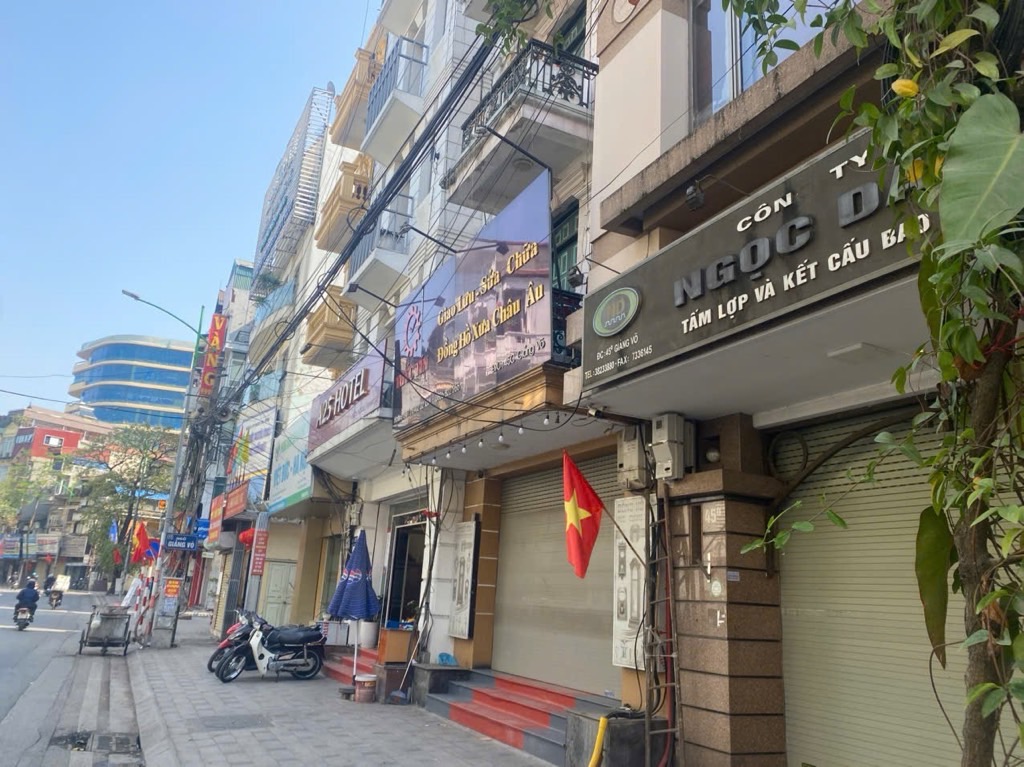 Bán nhà Giảng Võ - diện tích 120m2 2 tầng - Mặt phố kinh doanh đỉnh - giá 37 tỷ