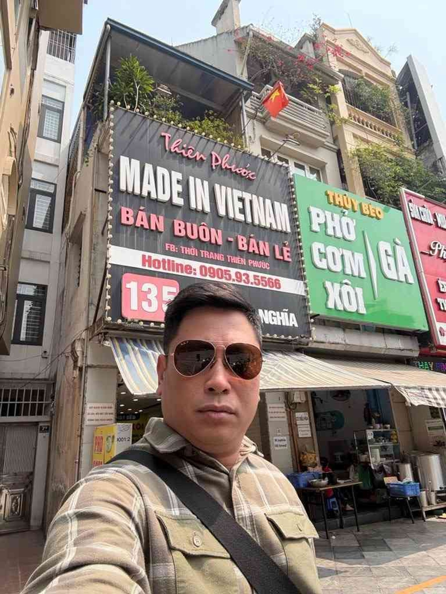 Bán nhà Trần Đại Nghĩa - diện tích 79m2 3 tầng - Lô góc mặt phố - giá 52 tỷ