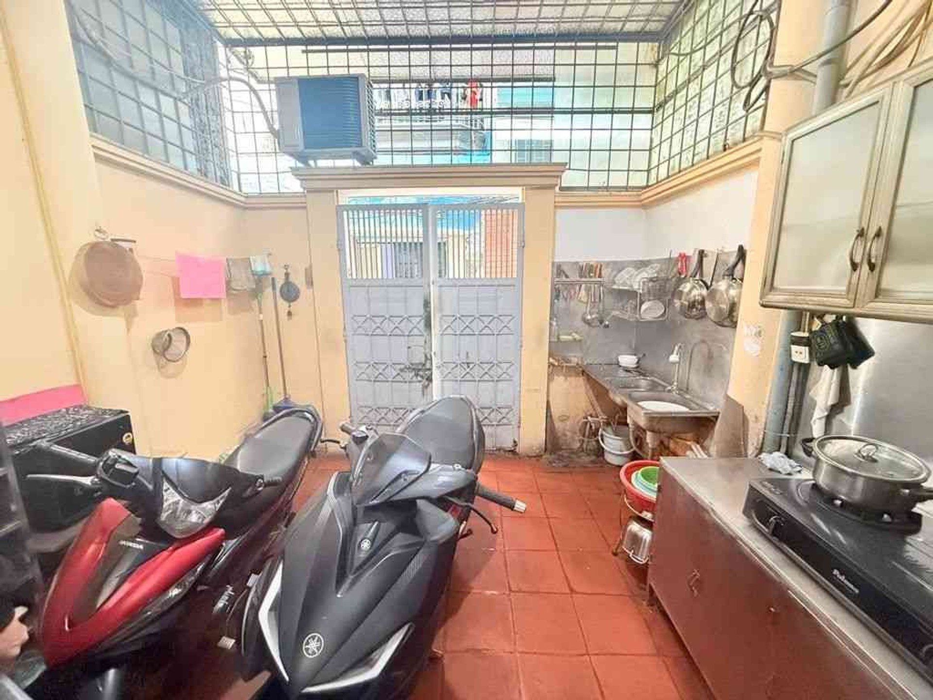 Bán nhà Trần Đại Nghĩa - diện tích 79m2 3 tầng - Lô góc mặt phố - giá 52 tỷ