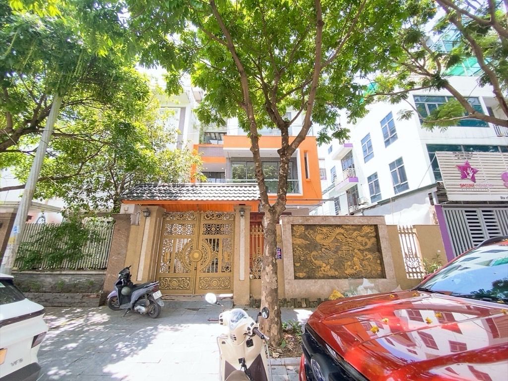 Bán nhà Ngõ 4 KĐT mới Tây Nam hồ Linh Đàm - diện tích 180m2 4 tầng - Lô góc 3 mặt thoáng - giá 75 tỷ