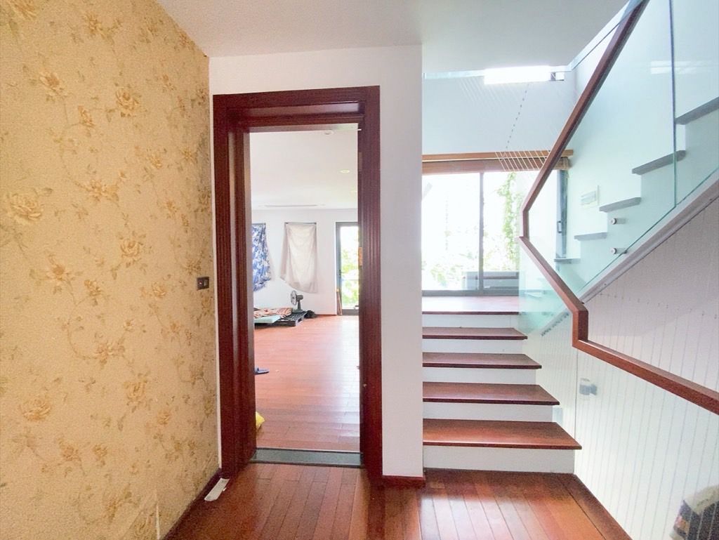 Bán nhà Ngõ 4 KĐT mới Tây Nam hồ Linh Đàm - diện tích 180m2 4 tầng - Lô góc 3 mặt thoáng - giá 75 tỷ