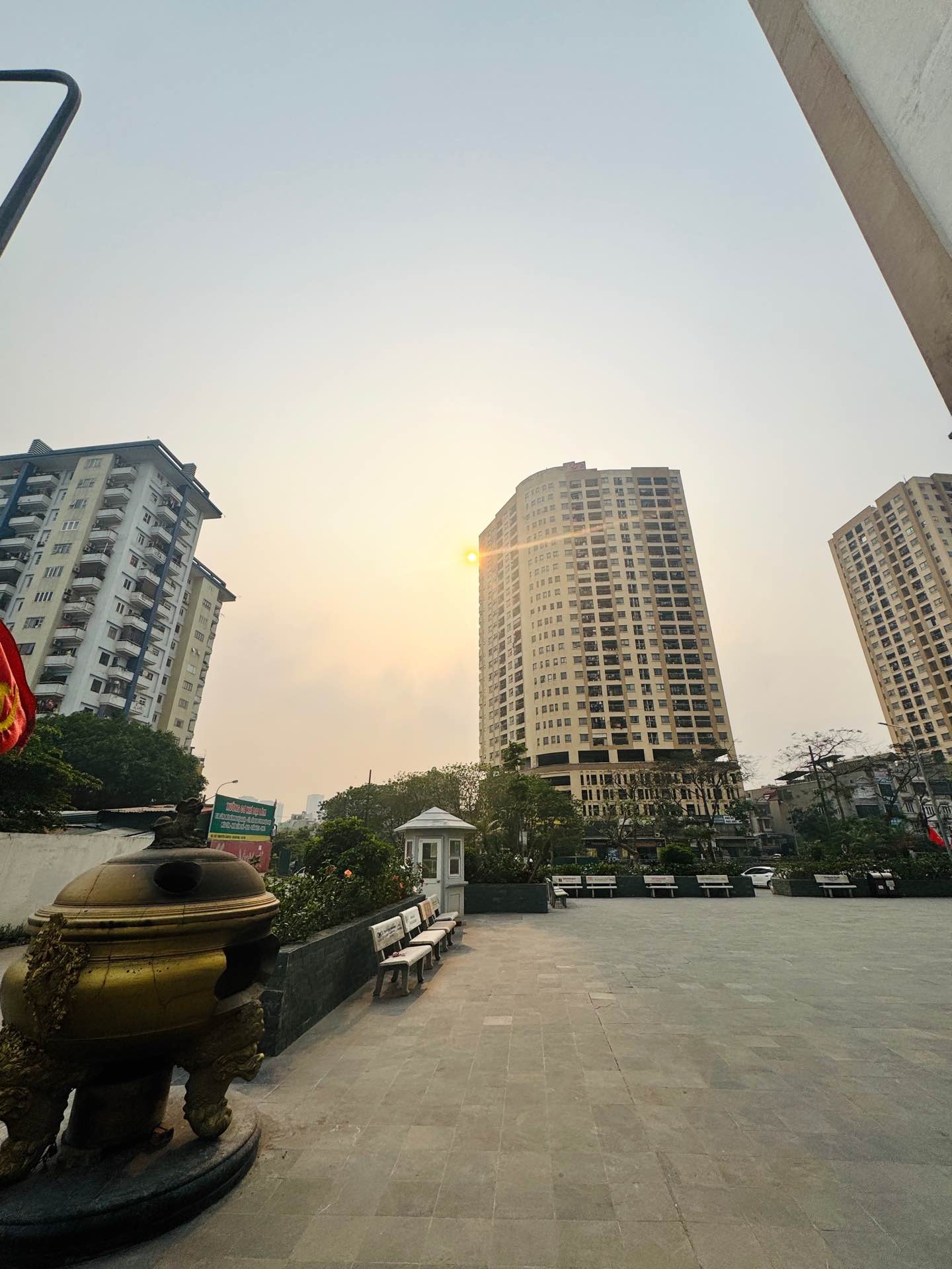 Bán nhà Nguyễn Cảnh Dị - diện tích 92m2 31 tầng - Căn góc - giá 8,7 tỷ