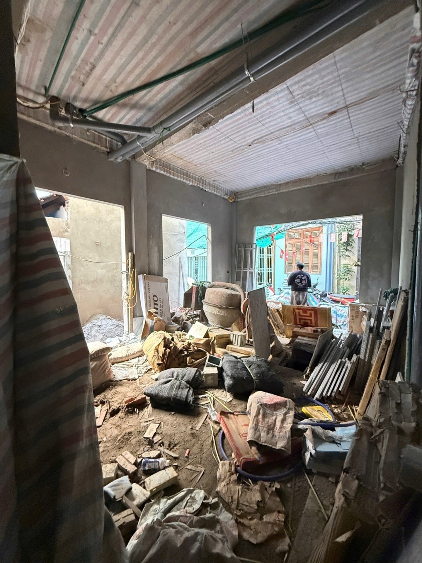 Bán nhà Quỳnh Lôi - diện tích 37m2 5 tầng - Thang máy xịn xò - giá 11 tỷ