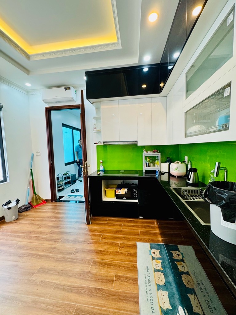 Bán nhà Nguyễn Chính - diện tích 47m2 6 tầng - Ô tô tránh - giá 17,99 tỷ