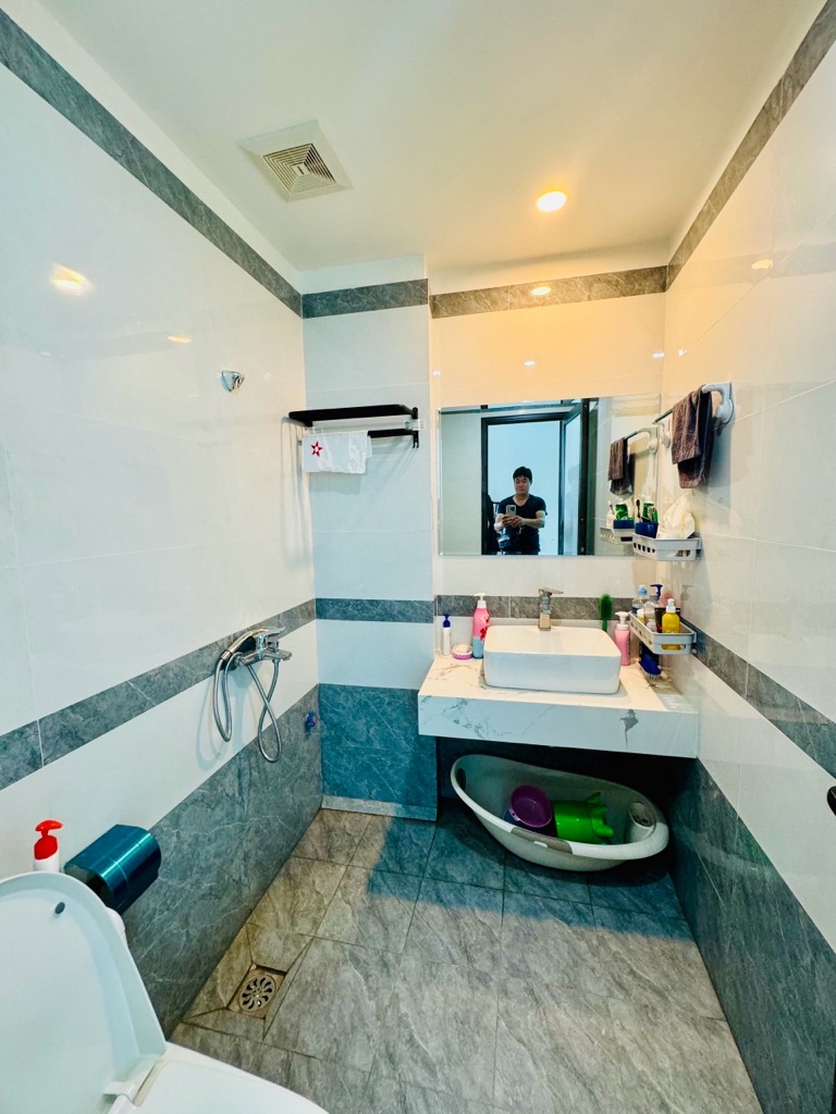 Bán nhà Nguyễn Chính - diện tích 47m2 6 tầng - Ô tô tránh - giá 17,99 tỷ