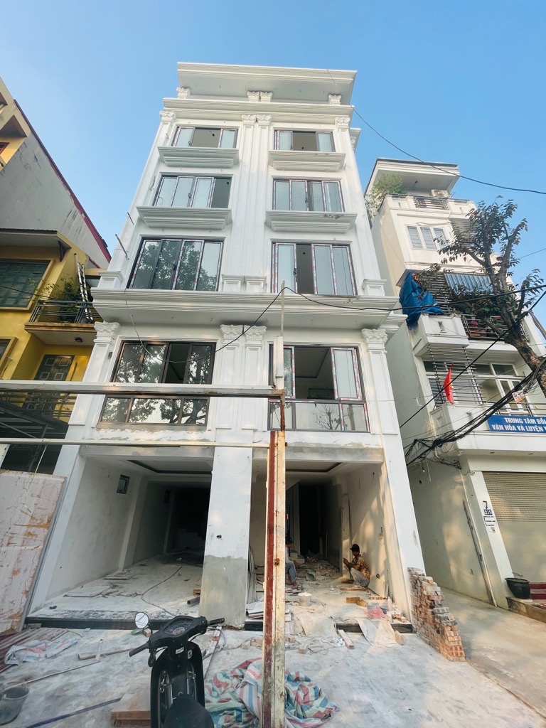 Bán nhà Nguyễn Chính - diện tích 47m2 6 tầng - Ô tô tránh - giá 17,99 tỷ