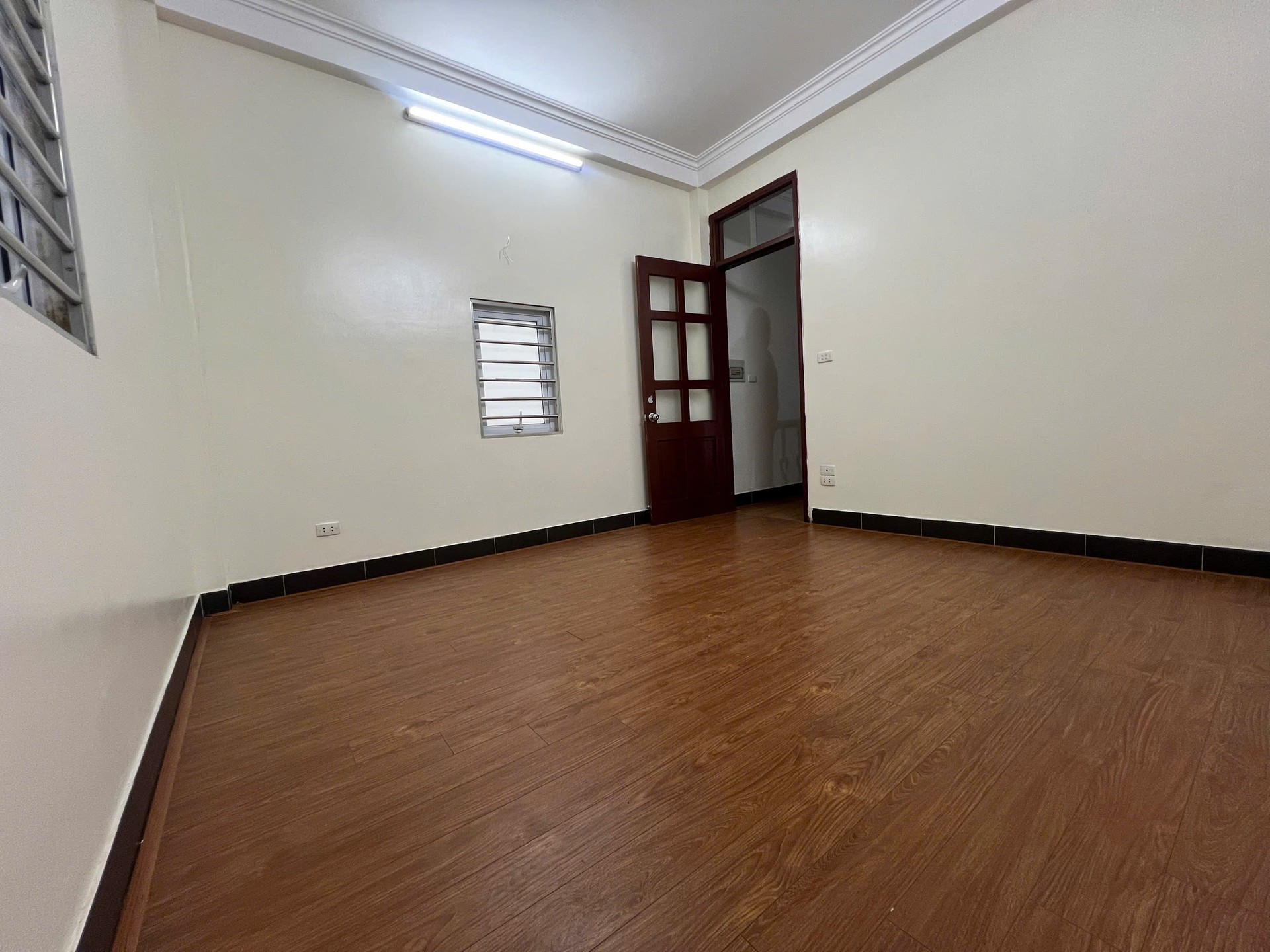 Bán nhà Lạc Trung - diện tích 59m2 4 tầng - Sát ô tô tránh đỗ ngày đêm - giá 13,5 tỷ