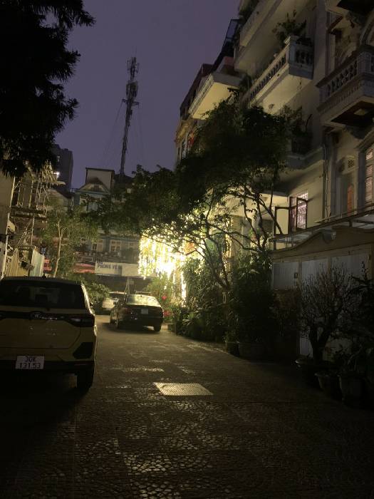 Bán nhà Yên Lãng - diện tích 51m2 5 tầng - ô tô tránh, đỗ trước cửa - giá 21,5 tỷ