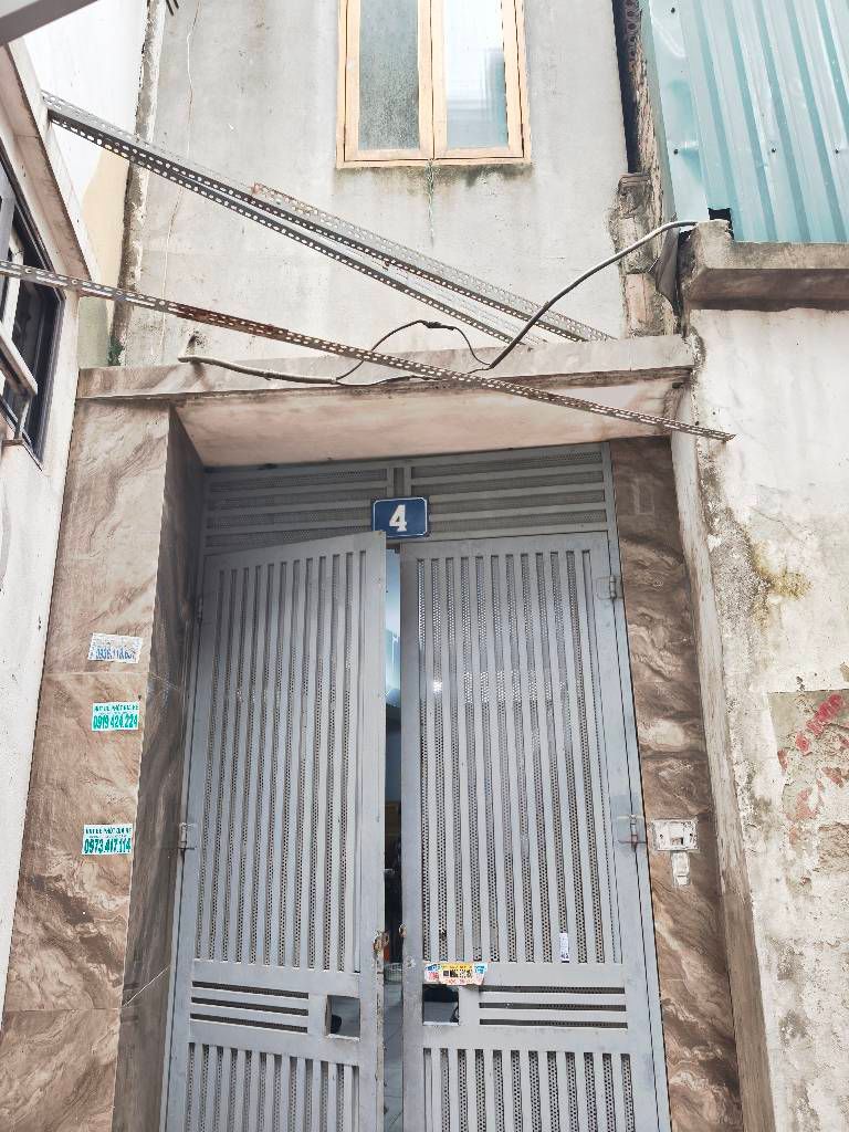 Bán nhà La Thành - diện tích 75.8m2 3 tầng - Ô tô tránh - giá 45 tỷ