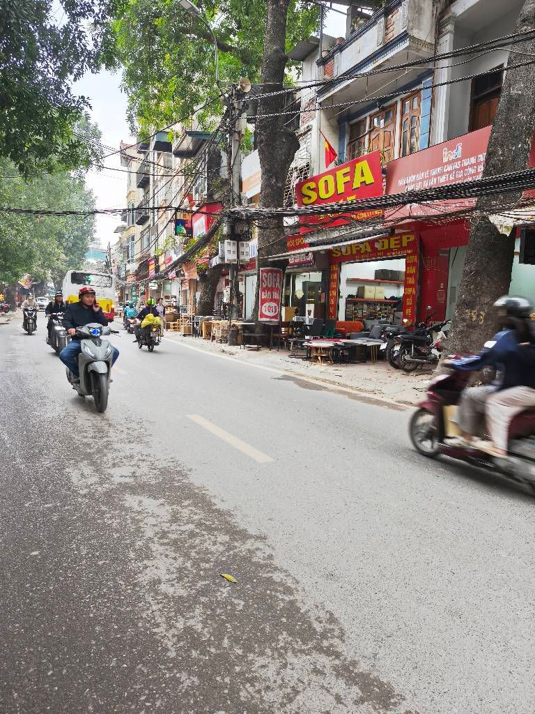 Bán nhà La Thành - diện tích 75.8m2 3 tầng - Ô tô tránh - giá 45 tỷ