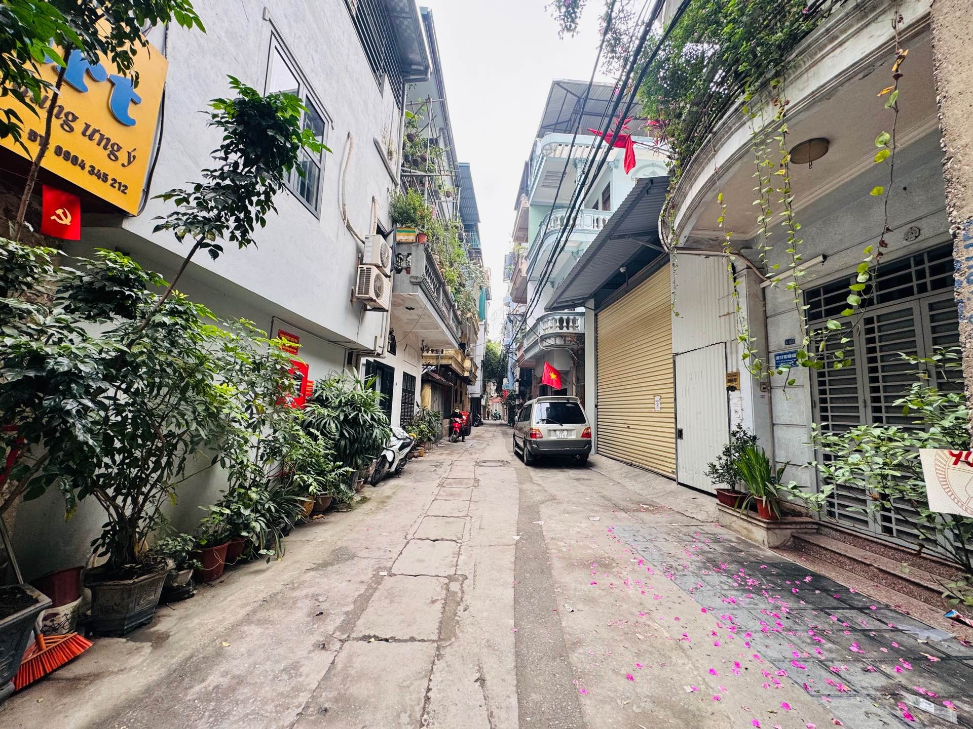 Bán nhà Nguyễn An Ninh - diện tích 55m2 4 tầng - ô tô tận cửa - giá 14,3 tỷ
