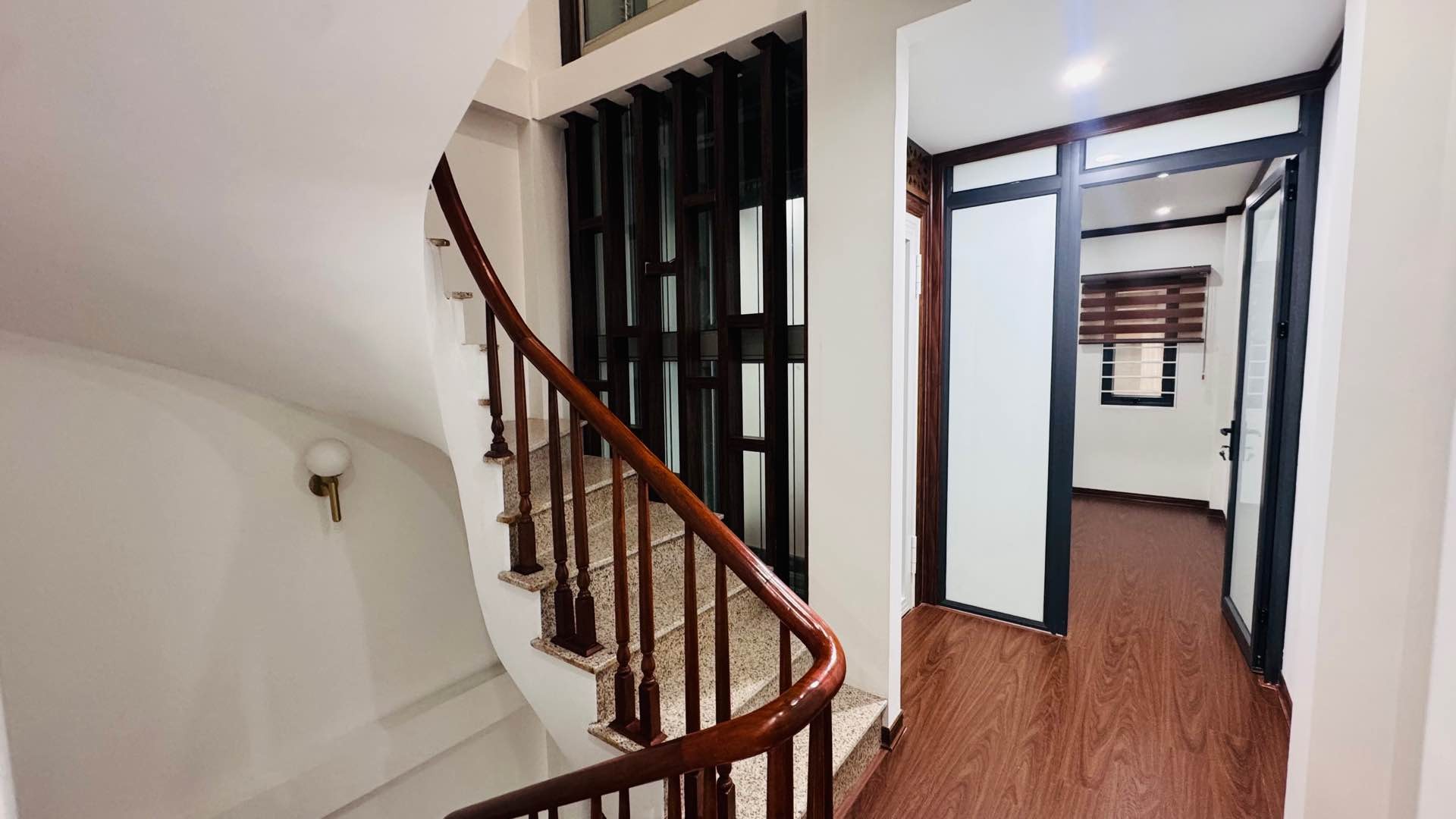 Bán nhà Nguyễn An Ninh - diện tích 55m2 4 tầng - ô tô tận cửa - giá 14,3 tỷ