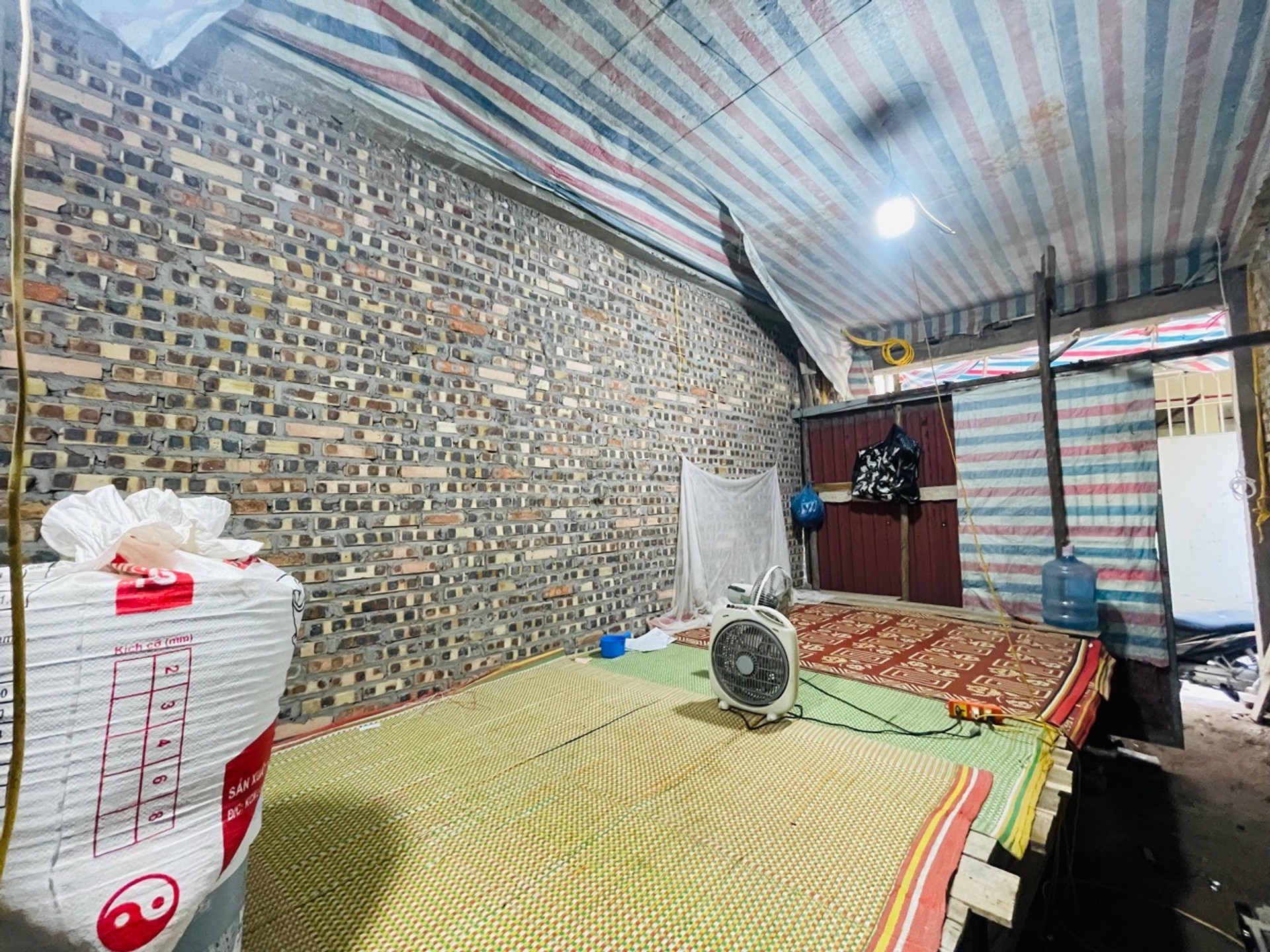 Bán nhà Lĩnh Nam - diện tích 30m2 5 tầng - Lô góc thoáng sáng - giá 8,5 tỷ