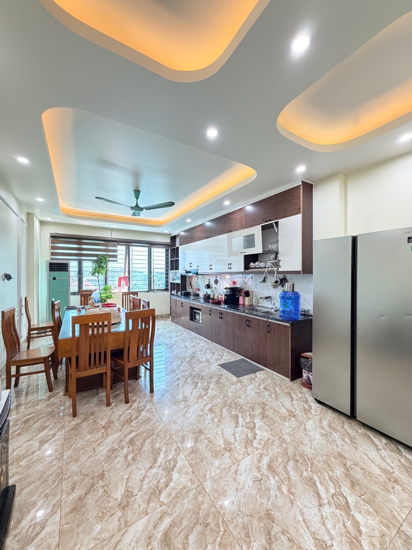Bán nhà Tứ Hiệp - diện tích 88m2 6 tầng - Mặt phố kinh doanh sầm uất - giá 39,9 tỷ