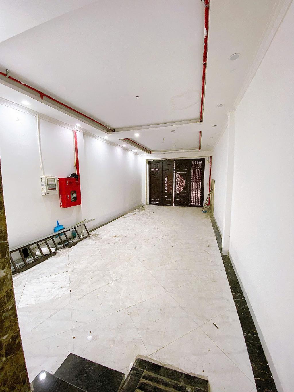 Bán nhà Hoàng Mai - diện tích 96m2 7 tầng - Thang máy - giá 28,5 tỷ