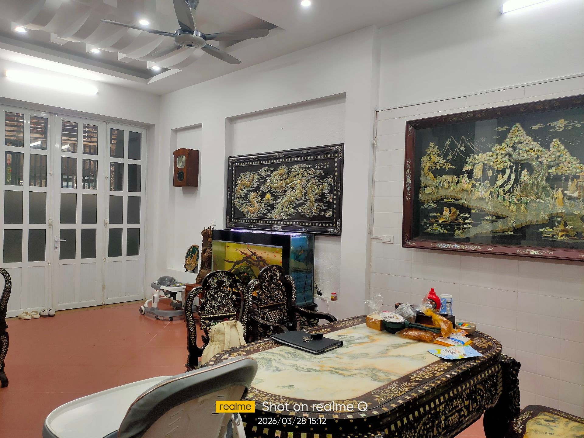 Bán nhà Hoàng Cầu - diện tích 74m2 5 tầng - Gara ô tô, mặt tiền 7,4 tỷ - giá 42 tỷ