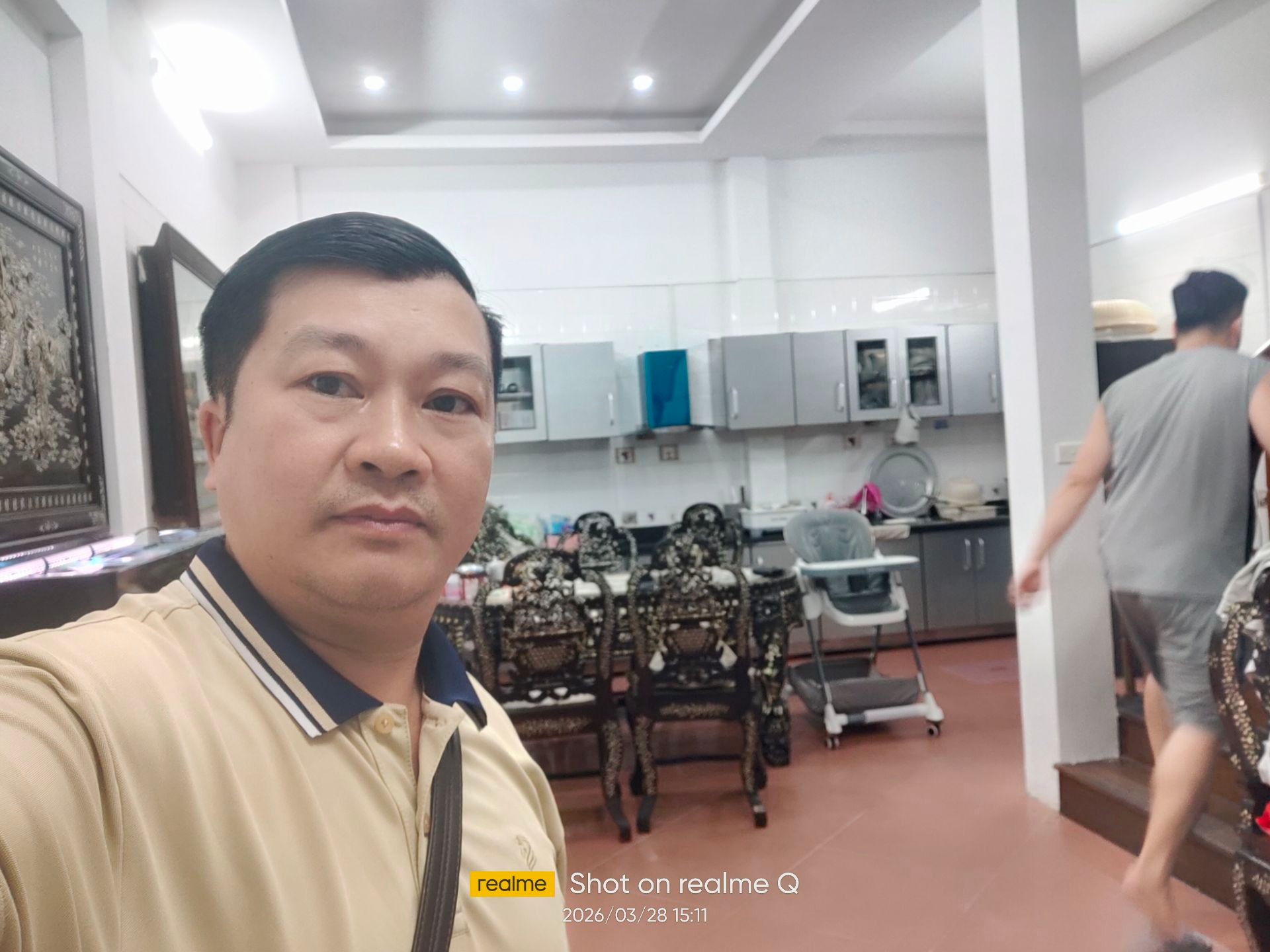 Bán nhà Hoàng Cầu - diện tích 74m2 5 tầng - Gara ô tô, mặt tiền 7,4 tỷ - giá 42 tỷ