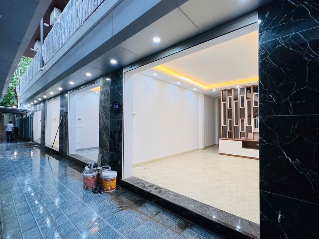 Bán nhà Định Công Hạ - diện tích 38m2 2 tầng - Nhà mới cứng cong - đẹp ở luôn - giá 3,2 tỷ