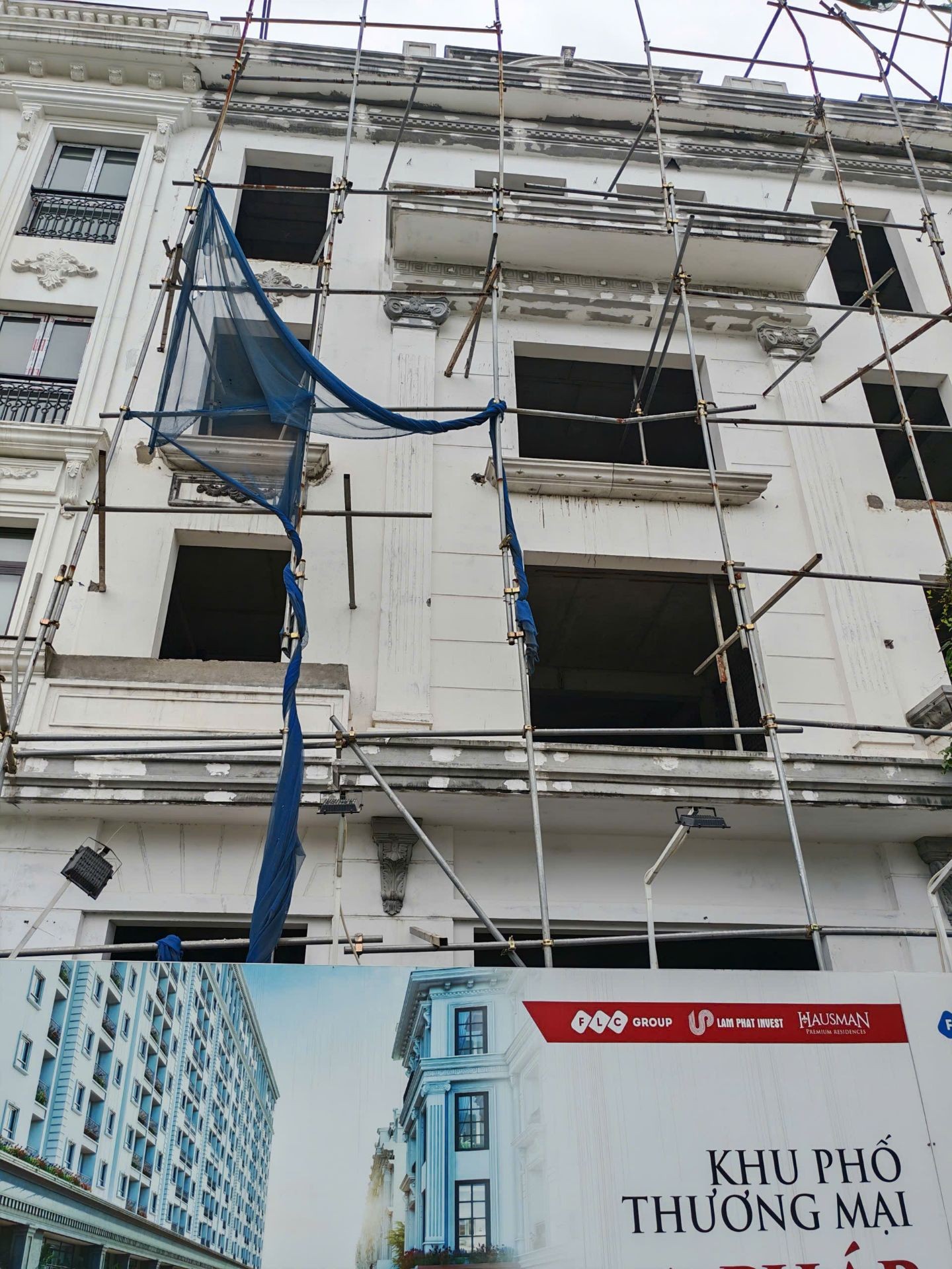 Bán nhà Ngõ 4 ô tô trở lên ( >11m) - diện tích 96m2 5 tầng - Thoáng trước, sau - giá 39 tỷ