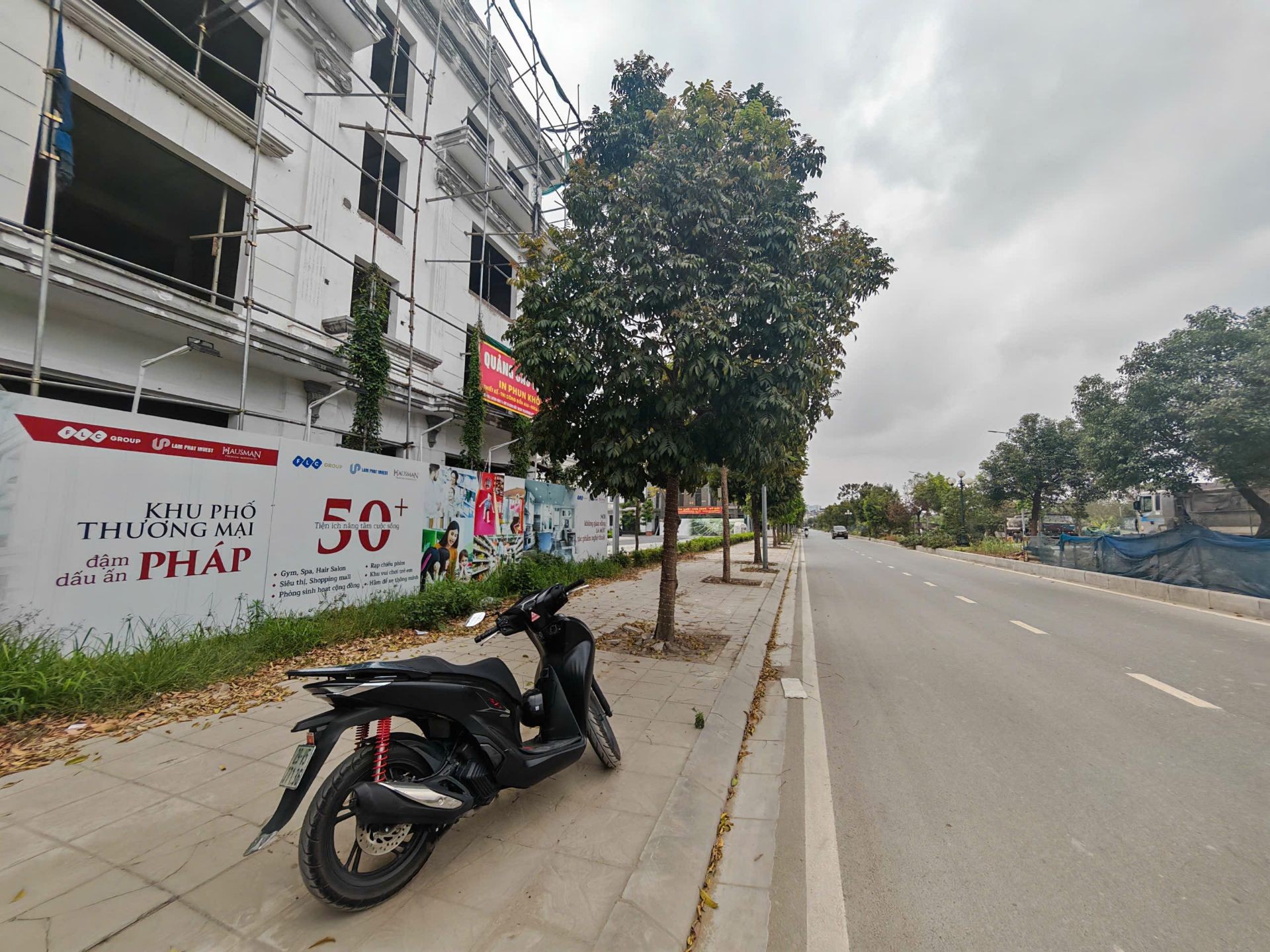 Bán nhà Ngõ 4 ô tô trở lên ( >11m) - diện tích 96m2 5 tầng - Thoáng trước, sau - giá 39 tỷ