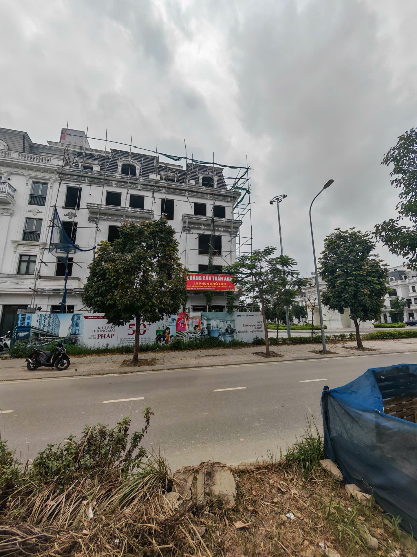 Bán nhà Ngõ 4 ô tô trở lên ( >11m) - diện tích 96m2 5 tầng - Thoáng trước, sau - giá 39 tỷ