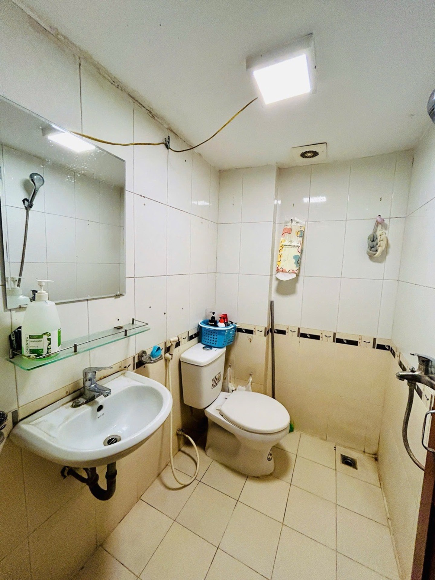Bán nhà Hoàng Mai - diện tích 50m2 4 tầng - Mặt ngõ thông ô tô - giá 14 tỷ